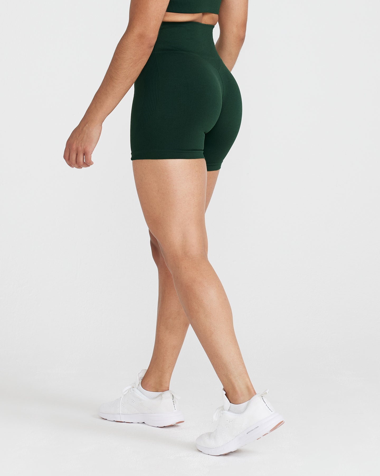 Alternative view of Classic Seamless 2.0 Shorts | Evergreen Marl