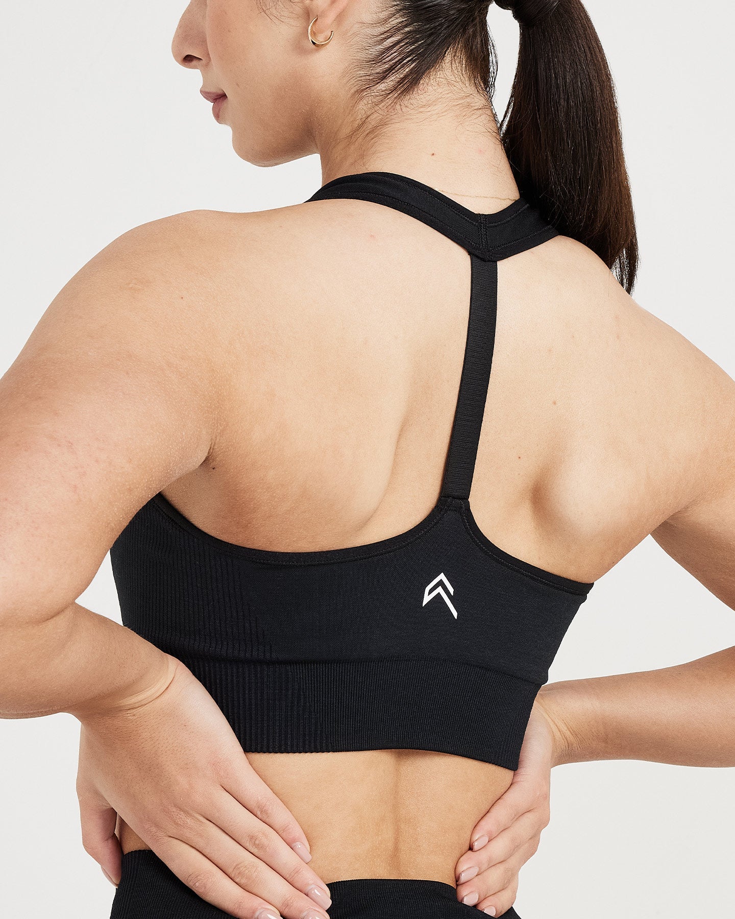 Classic Seamless 2.0 V Neck Bralette | Black Marl