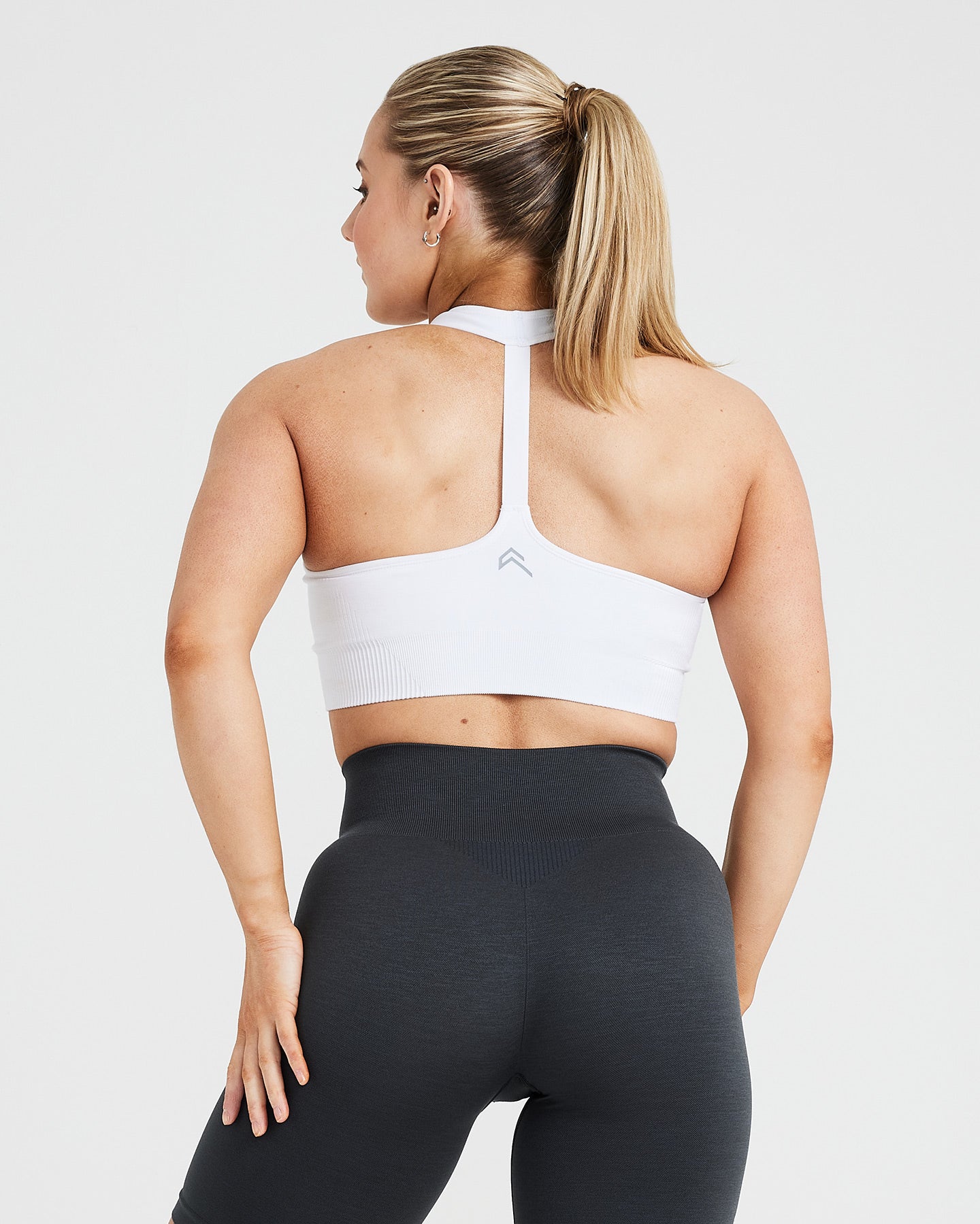 Classic Seamless 2.0 V Neck Bralette | White