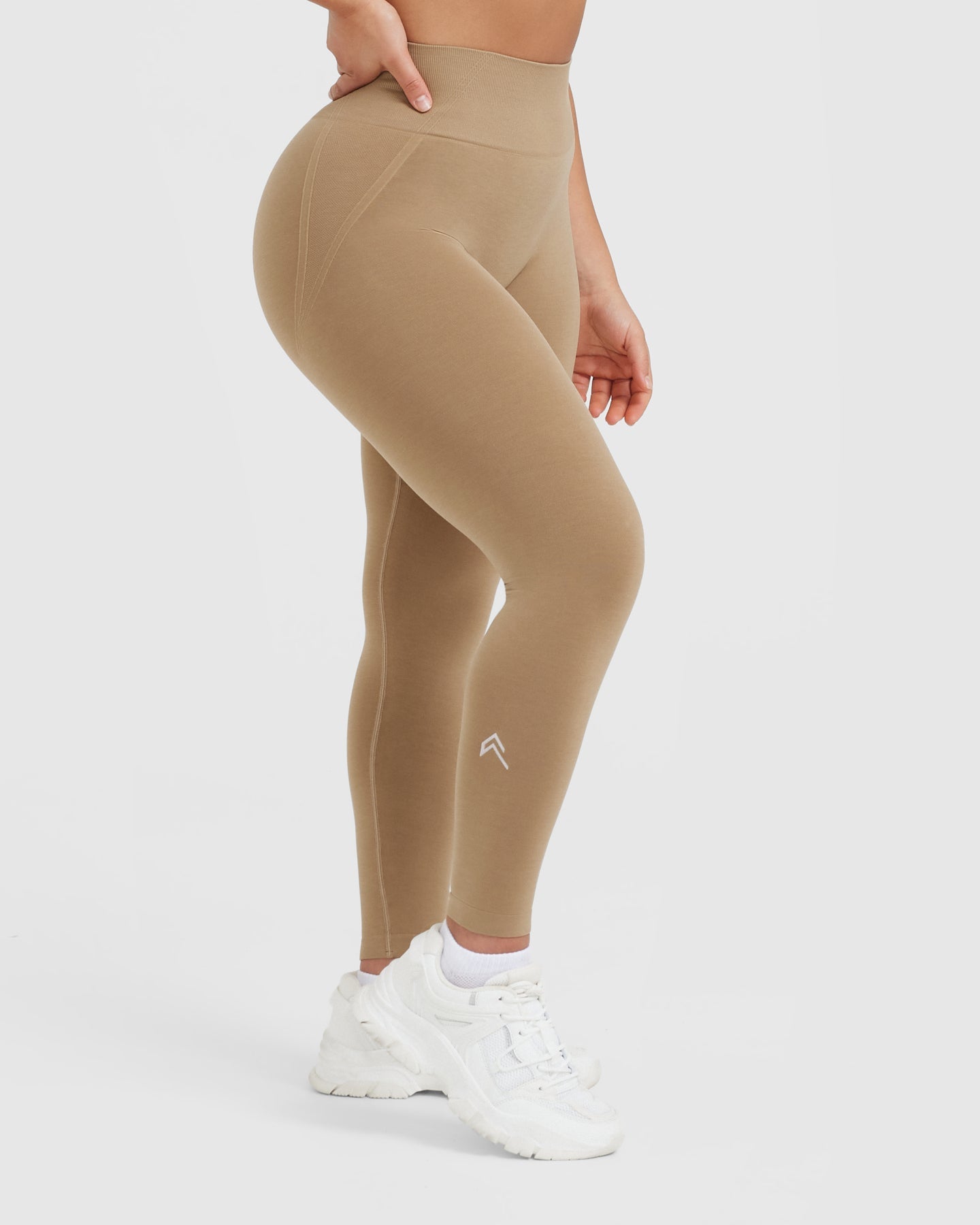 EffortlessLift Seamless Leggings with White Logo | Dune Brown - Image 3