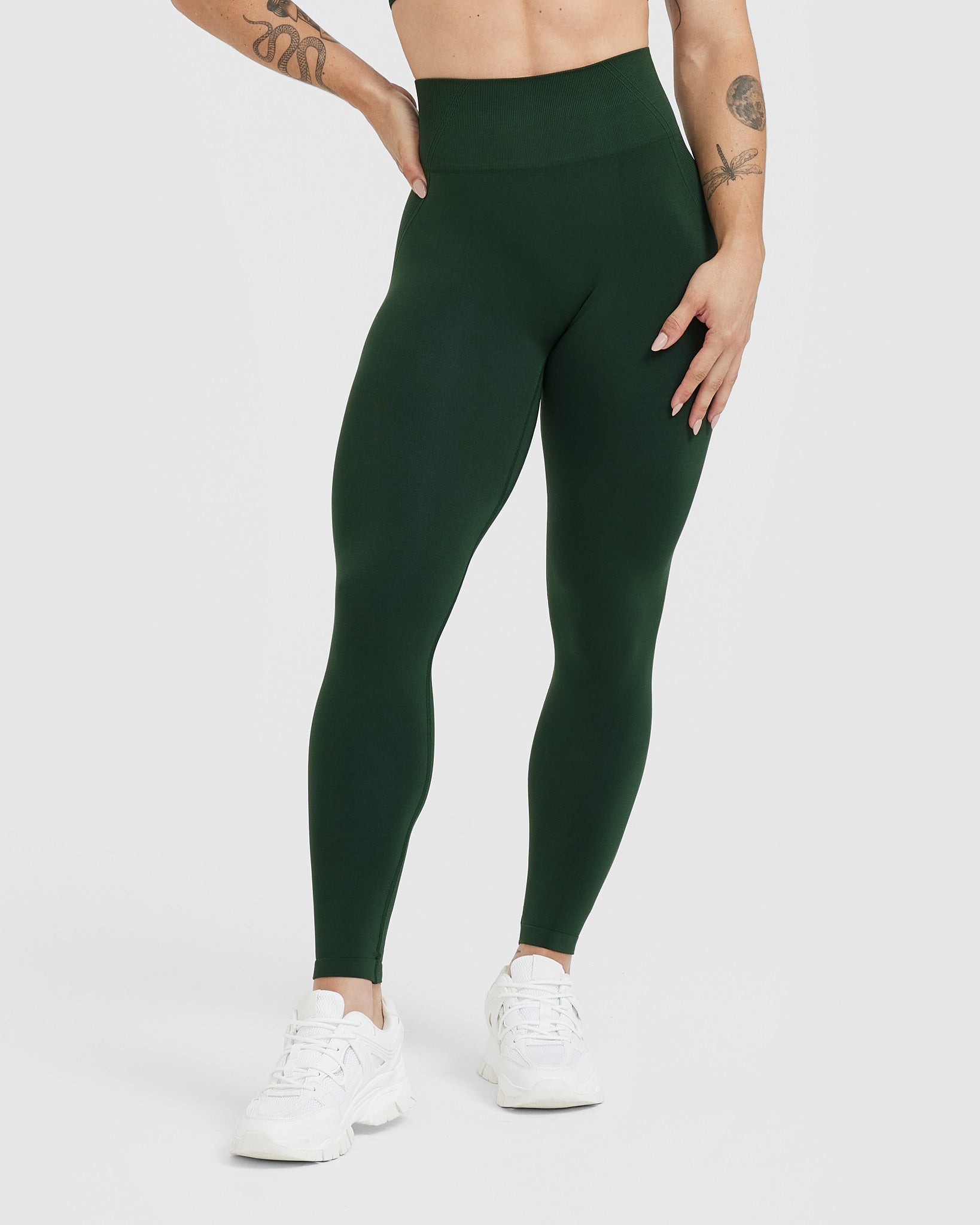 EffortlessLift Seamless Leggings with White Logo | Evergreen