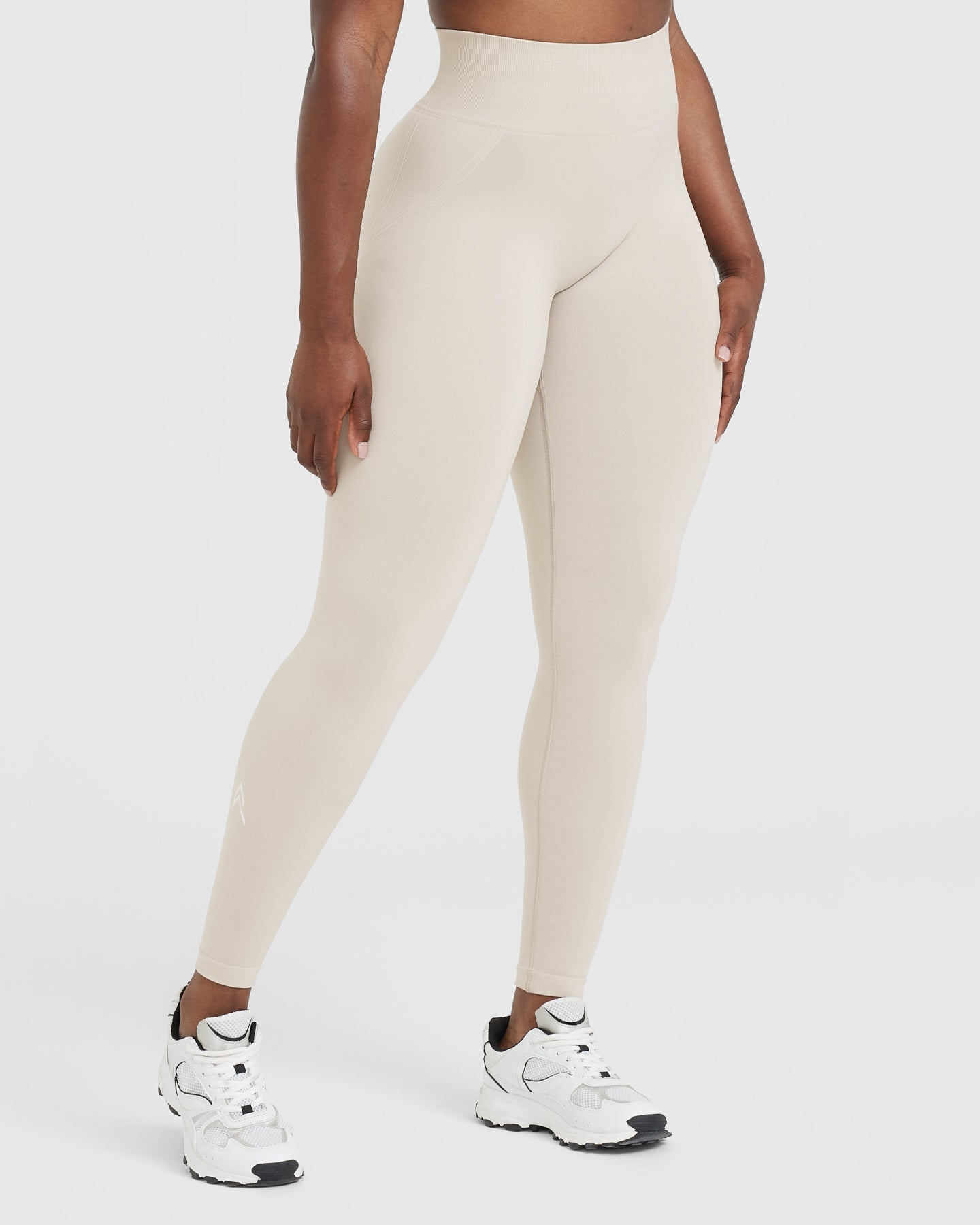 EffortlessLift Seamless Leggings with White Logo | Sand - Image 3