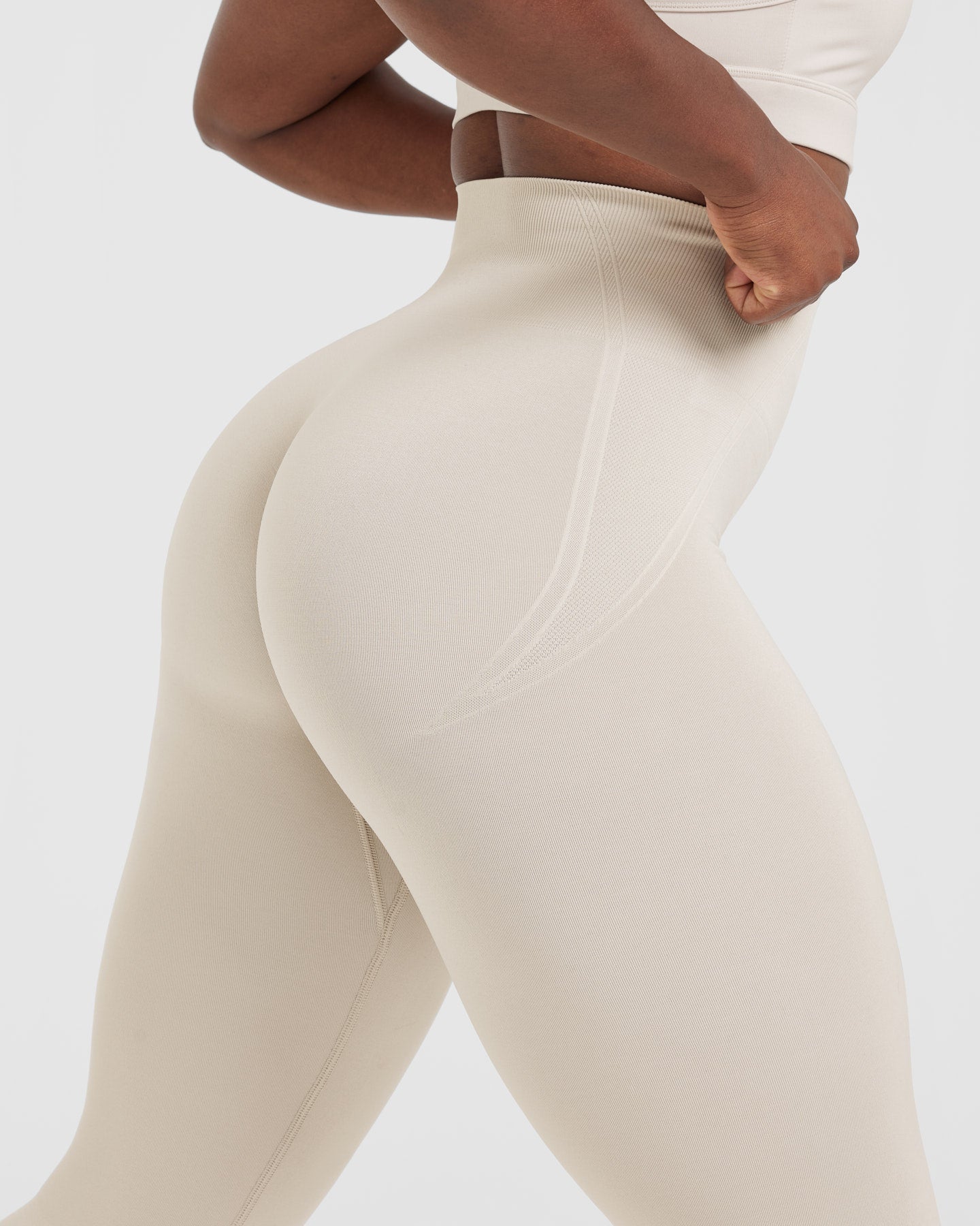 EffortlessLift Seamless Leggings with White Logo | Sand - Image 5
