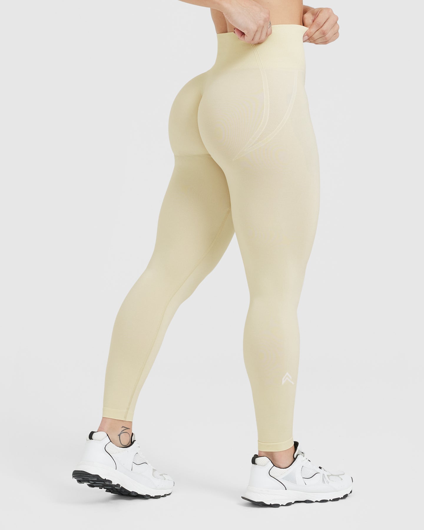 EffortlessLift Seamless Leggings with White Logo | Vanilla - Image 2