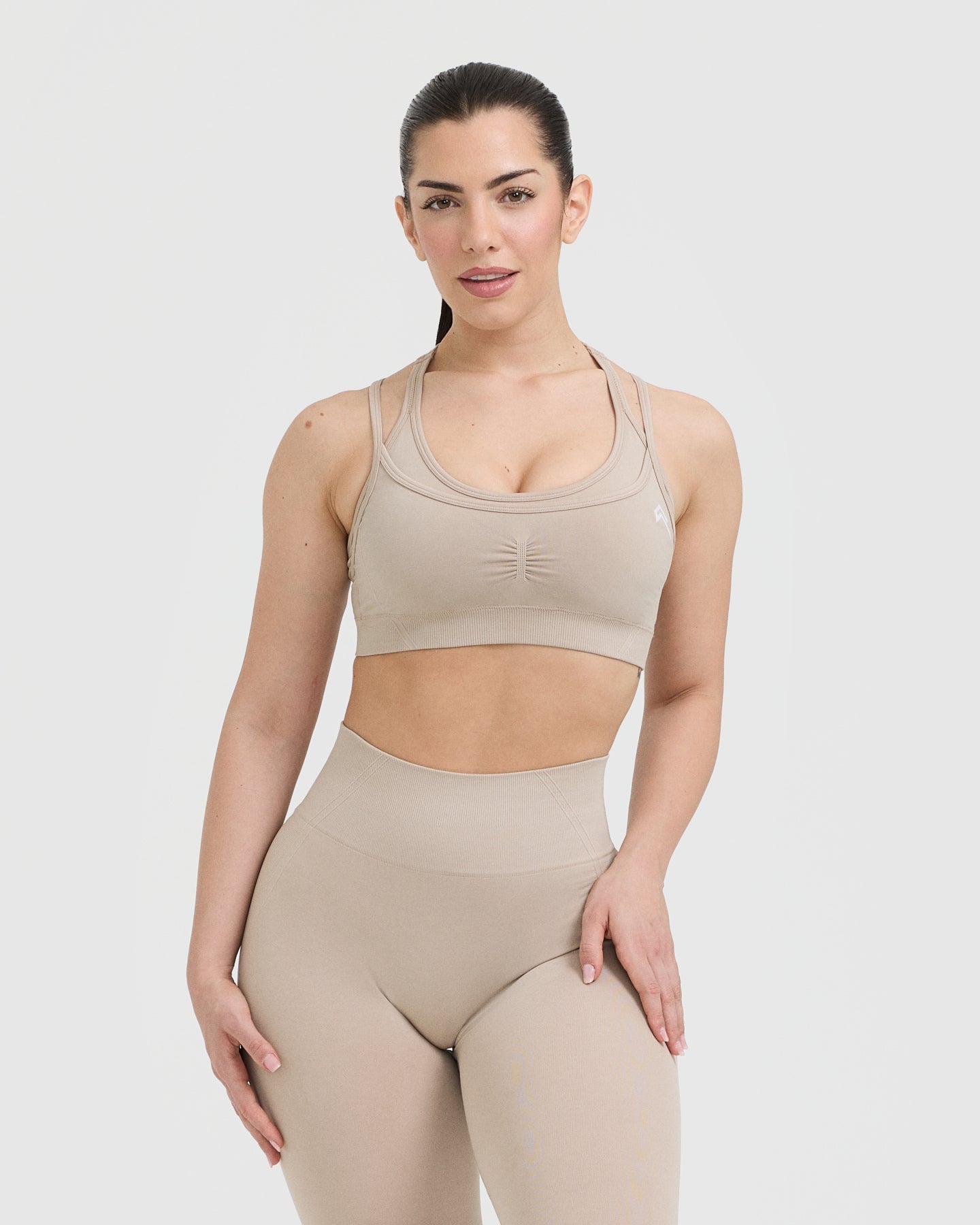 EffortlessLift Seamless Layered Sports Bra with White Logo | Mushroom Brown