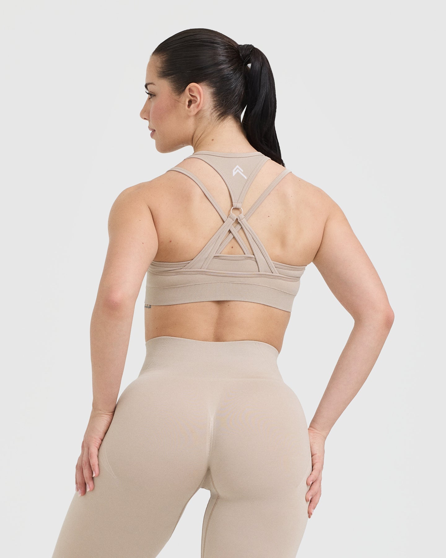 Alternative view of EffortlessLift Seamless Layered Sports Bra with White Logo | Mushroom Brown