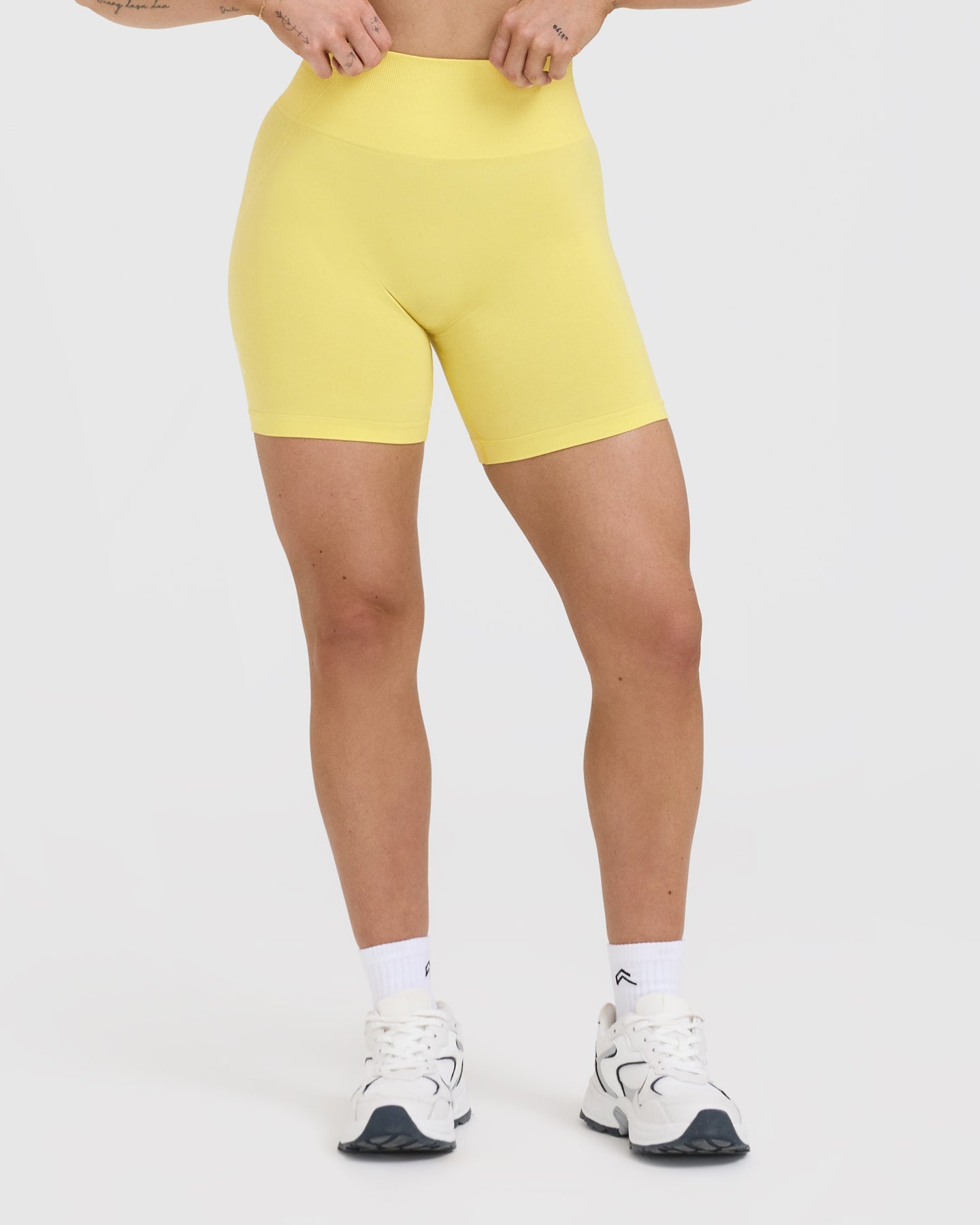 EffortlessLift Seamless Shorts with White Logo | Lemon Yellow