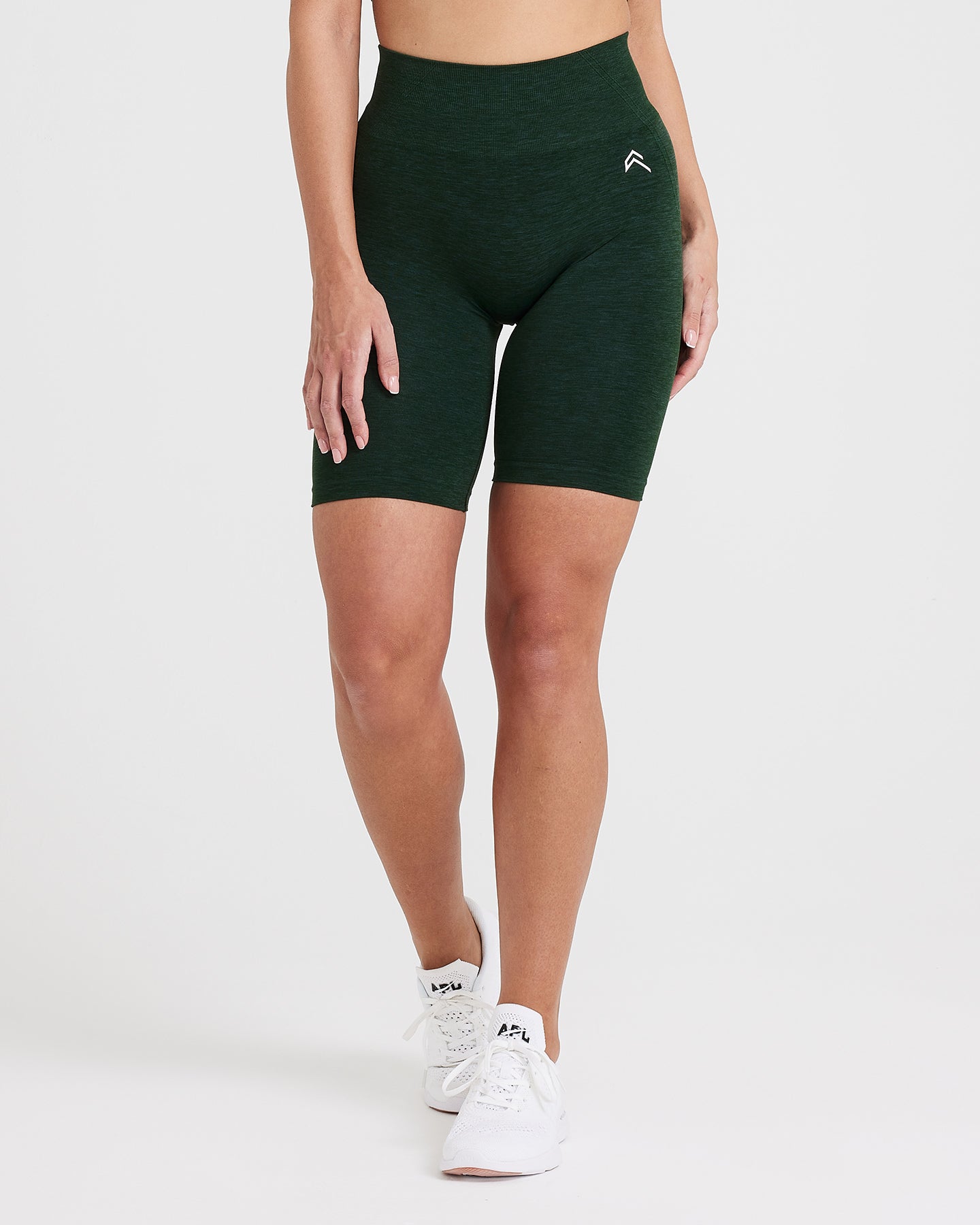 EffortlessLift Seamless Cycling Shorts with White Logo | Evergreen