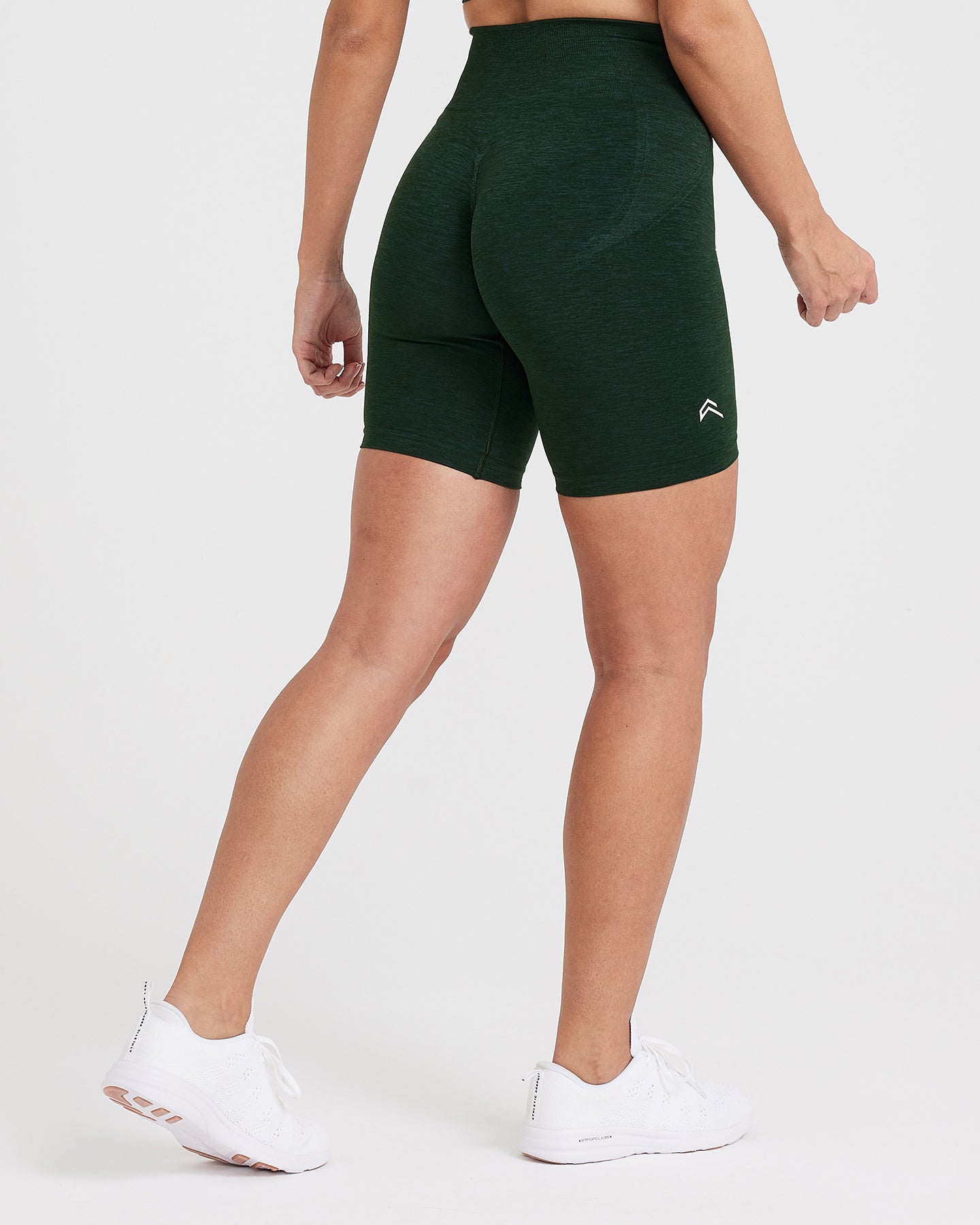 Alternative view of EffortlessLift Seamless Cycling Shorts with White Logo | Evergreen