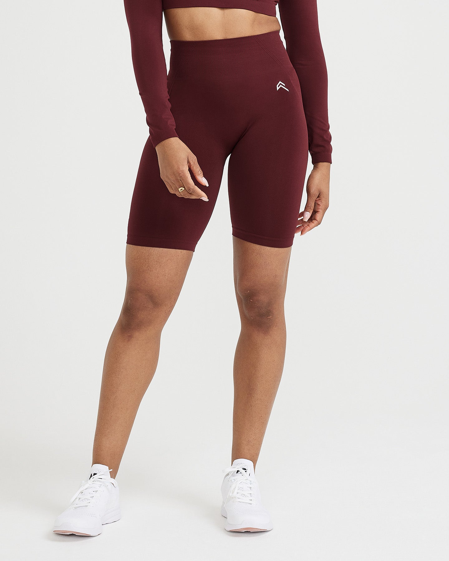 EffortlessLift Seamless Cycling Shorts with White Logo | Rosewood