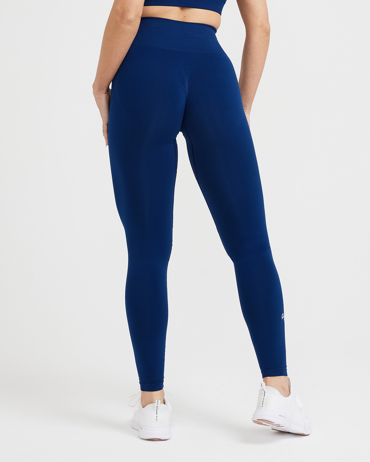 EffortlessLift Seamless Leggings with White Logo | Midnight - Image 4
