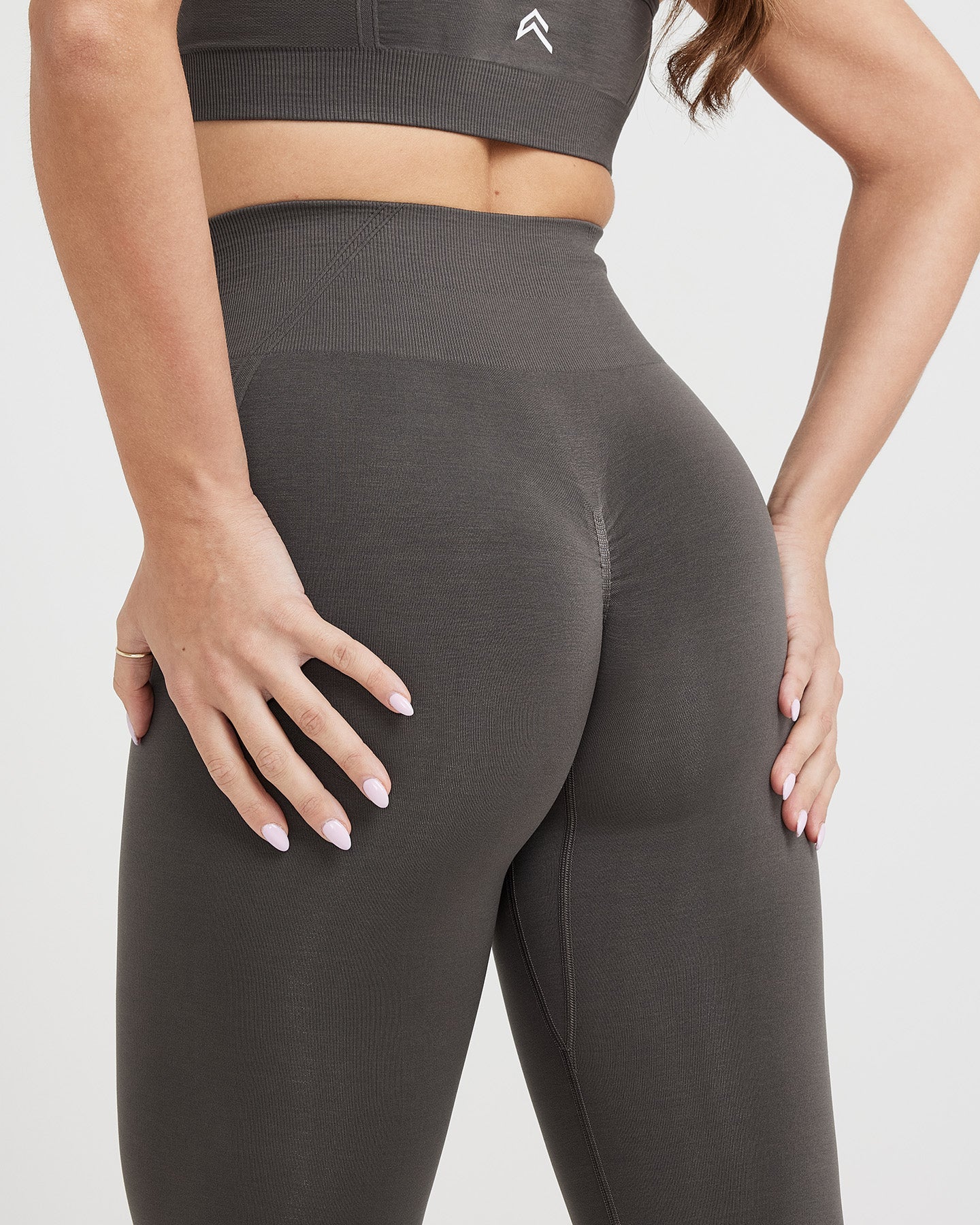 EffortlessLift Seamless Leggings with White Logo | Deep Taupe - Image 5