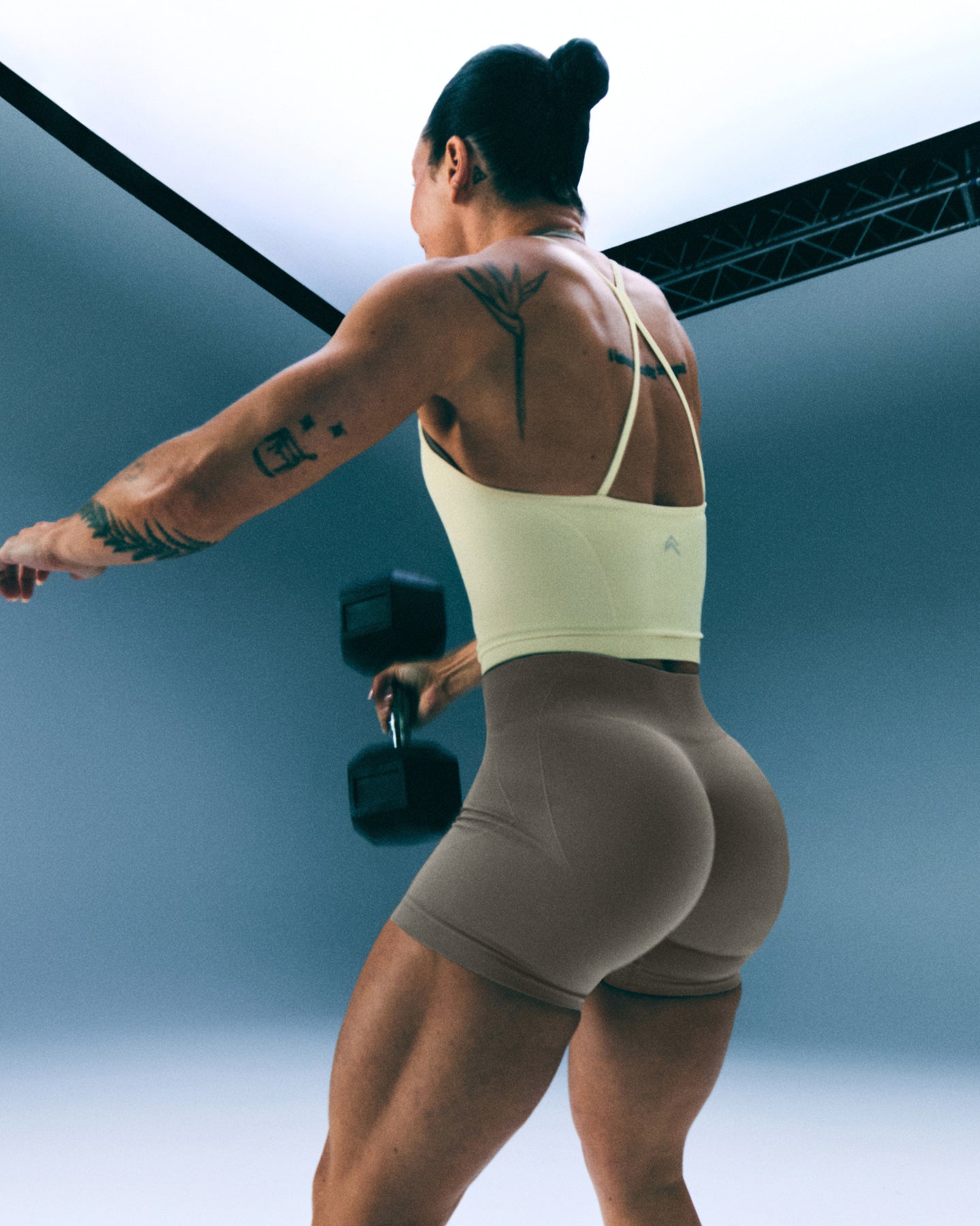 Alternative view of EnhanceLift Seamless Shorts with Grey Logo | Warm Minky