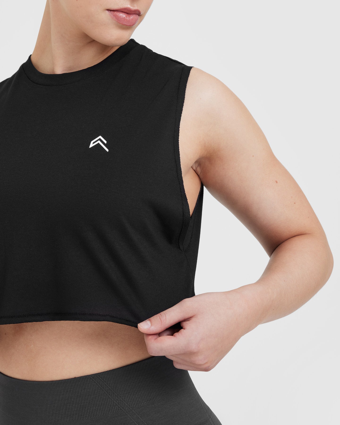 Go To Muscle Crop Vest | Black - Image 5