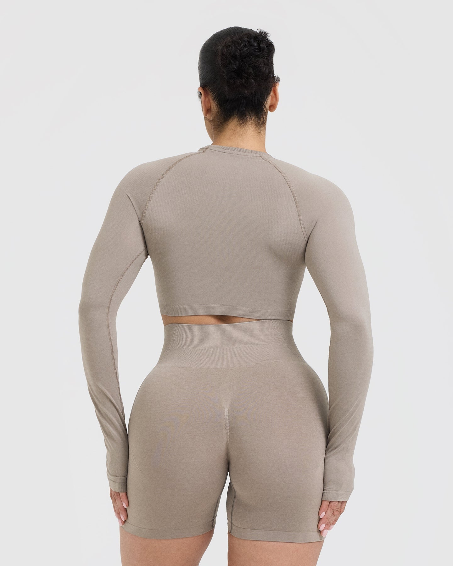 Go To Seamless Fitted Crop Long Sleeve Top | Minky - Image 2