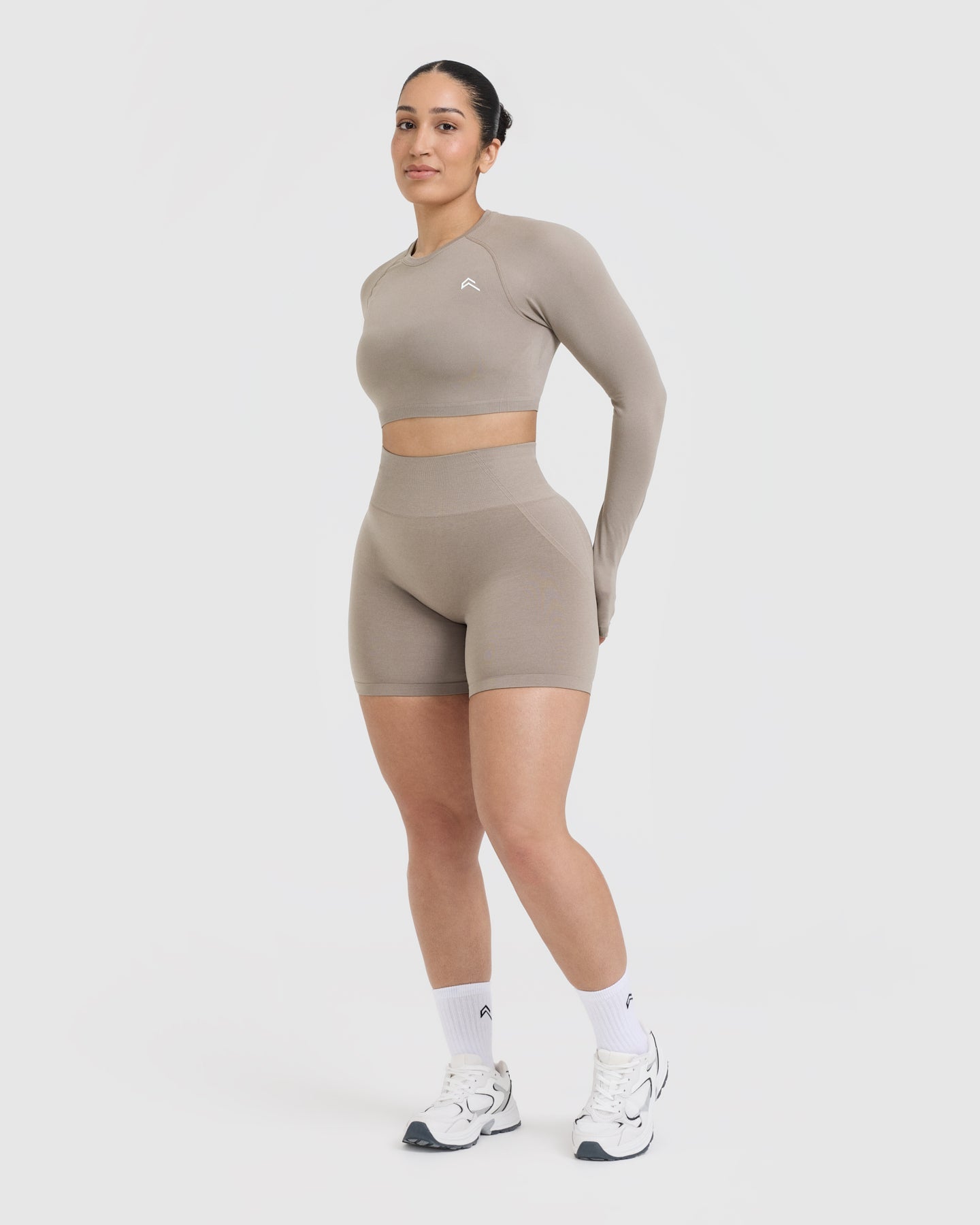 Go To Seamless Fitted Crop Long Sleeve Top | Minky - Image 3