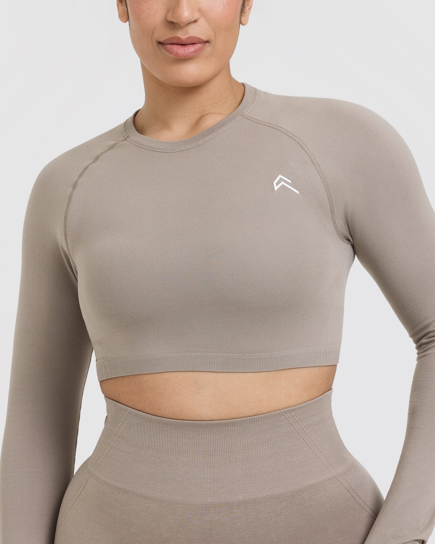 Go To Seamless Fitted Crop Long Sleeve Top | Minky - Image 4
