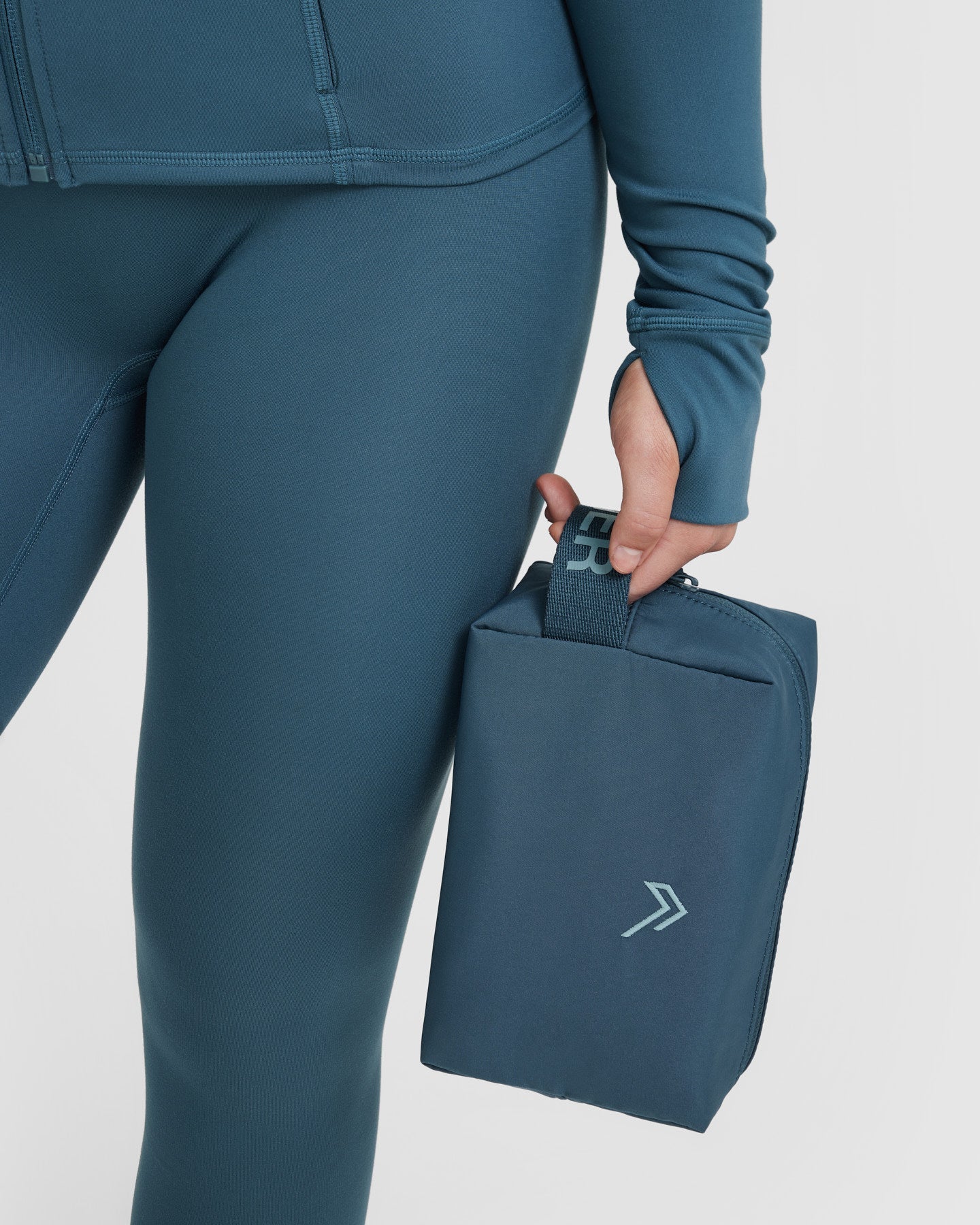 Go To Washbag | Lake Blue - Image 4