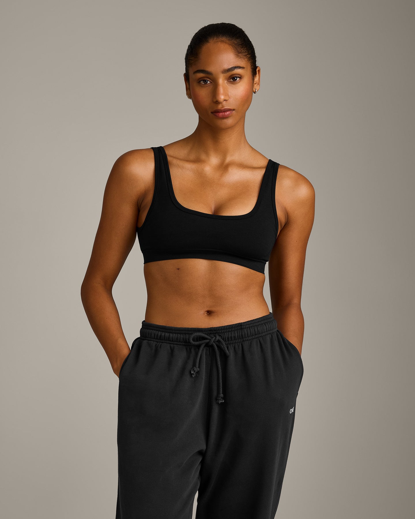 EffortlessLift Square Neck Sports Bra with Grey Logo | Black