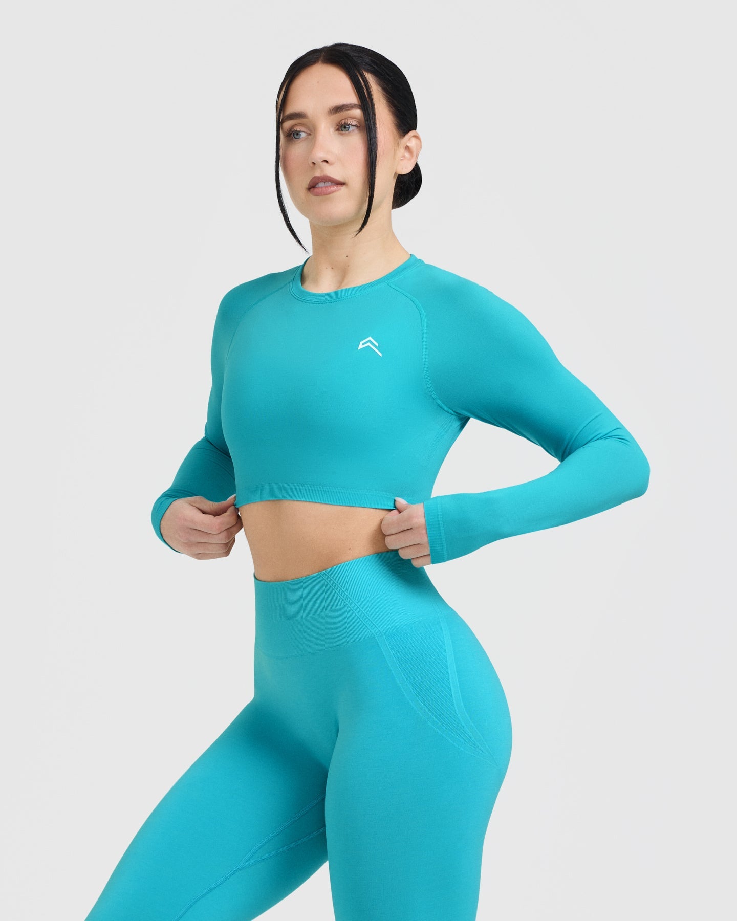 Go To Seamless Fitted Crop Long Sleeve Top | Aqua Blue - Image 3