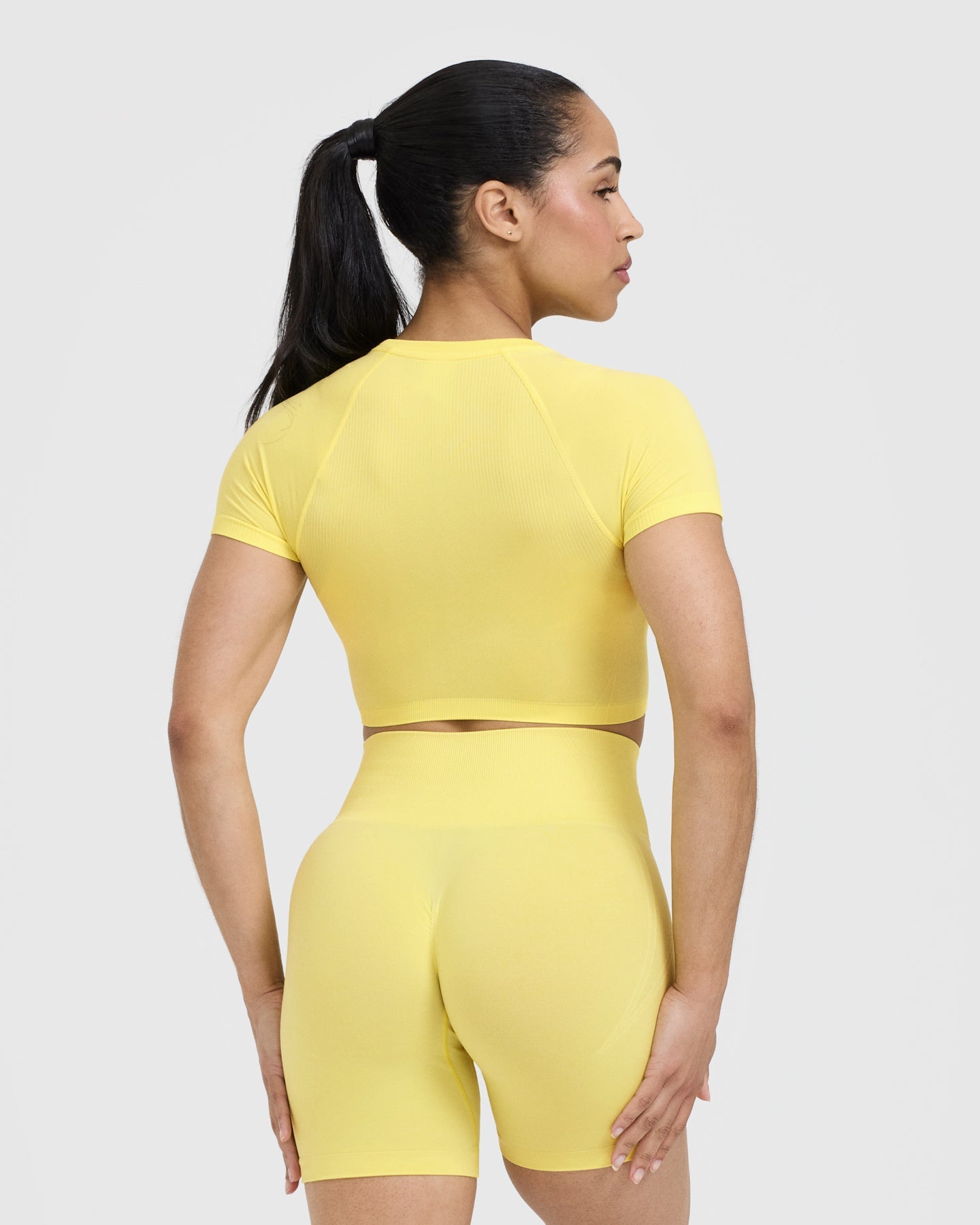 Go To Seamless Fitted Crop Top | Lemon Yellow - Image 2