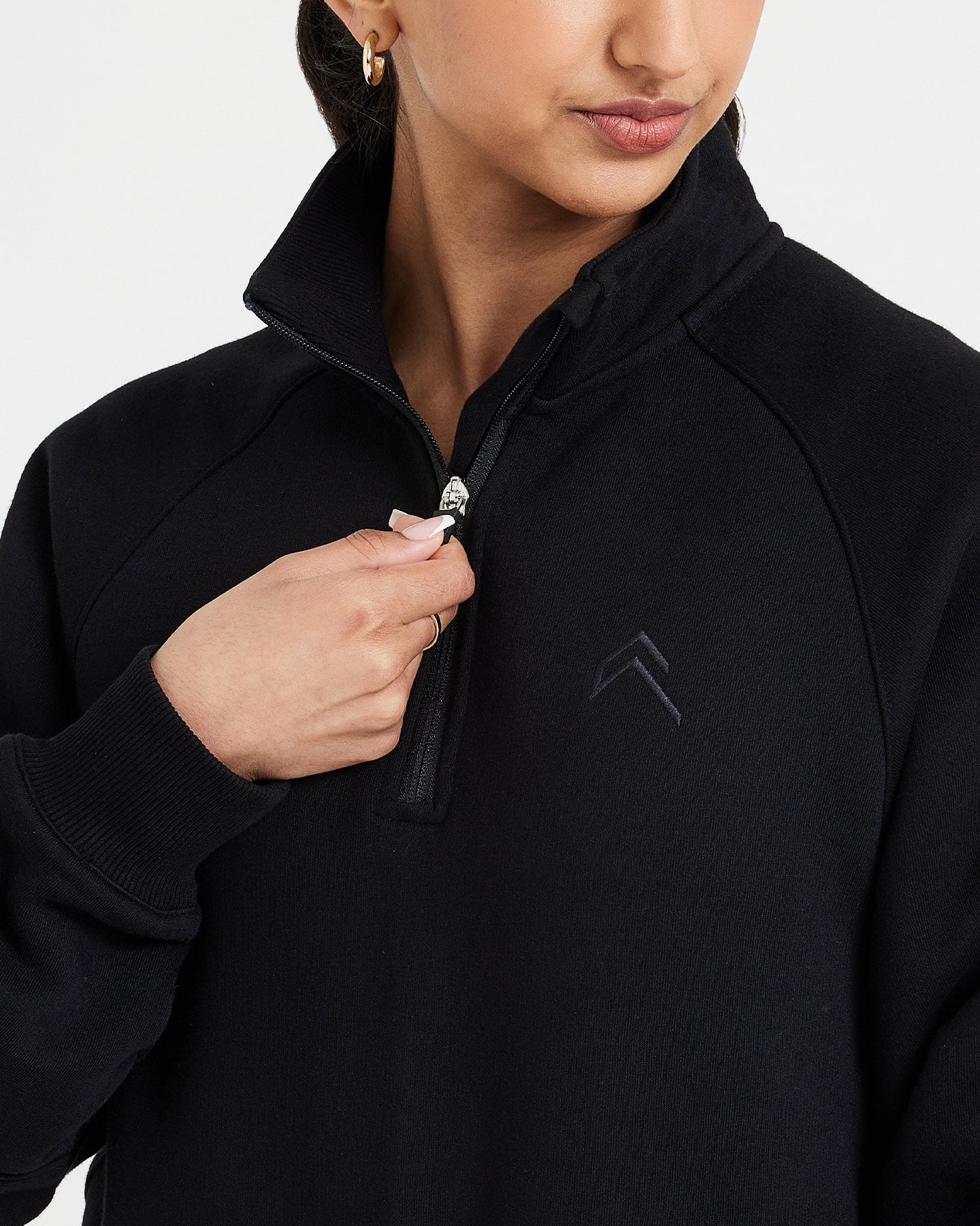 Classic Lounge 1/2 Zip Sweatshirt | Black - Image 4