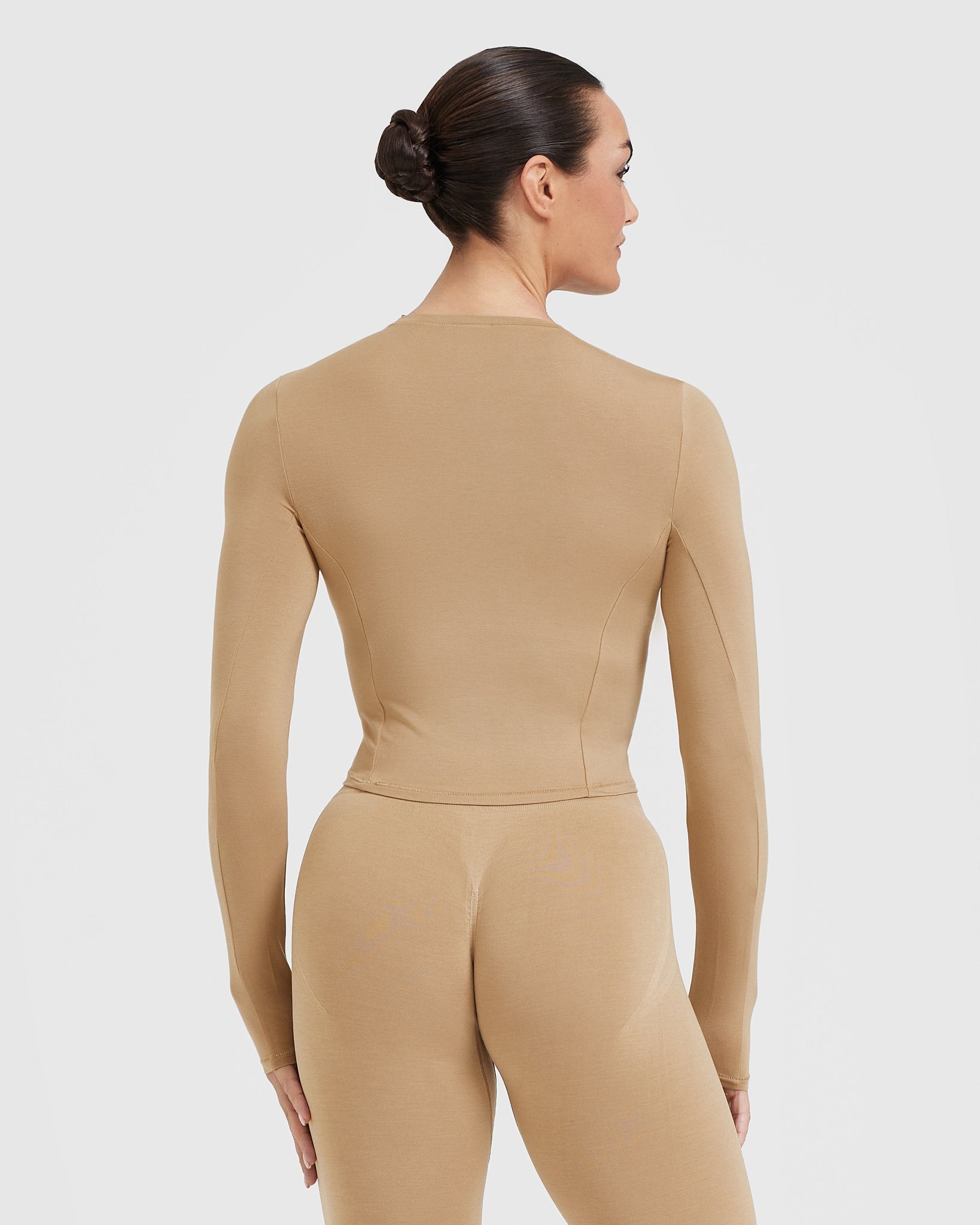 Alternative view of Mellow Soft Mid Long Sleeve Top | Dune Brown