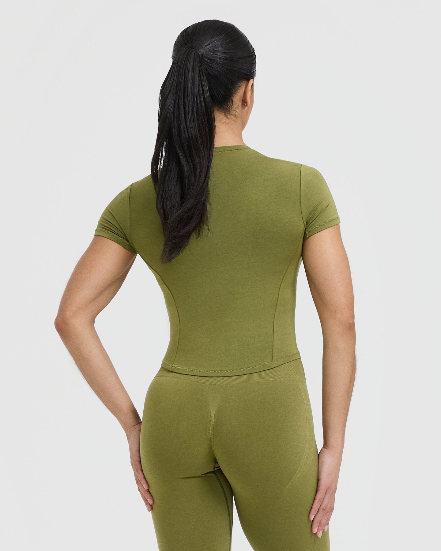Mellow Soft Mid Short Sleeve T-Shirt | Olive Green - Image 2
