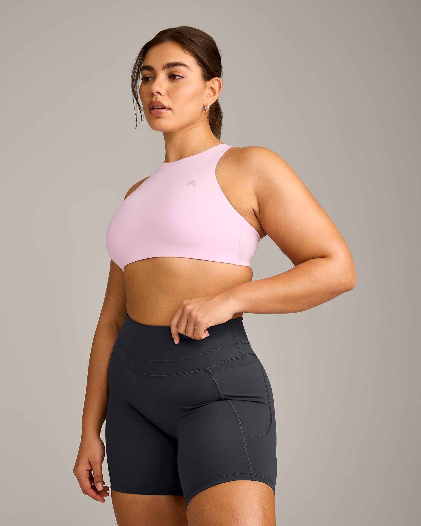 EasyLift High Neck Sports Bra with Grey Logo | Chalk Pink