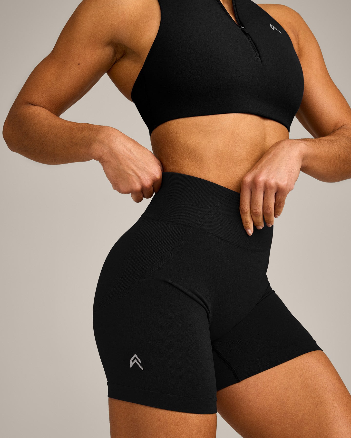 EffortlessLift Seamless Mid Rise Shorts with Grey Logo | Black - Image 5