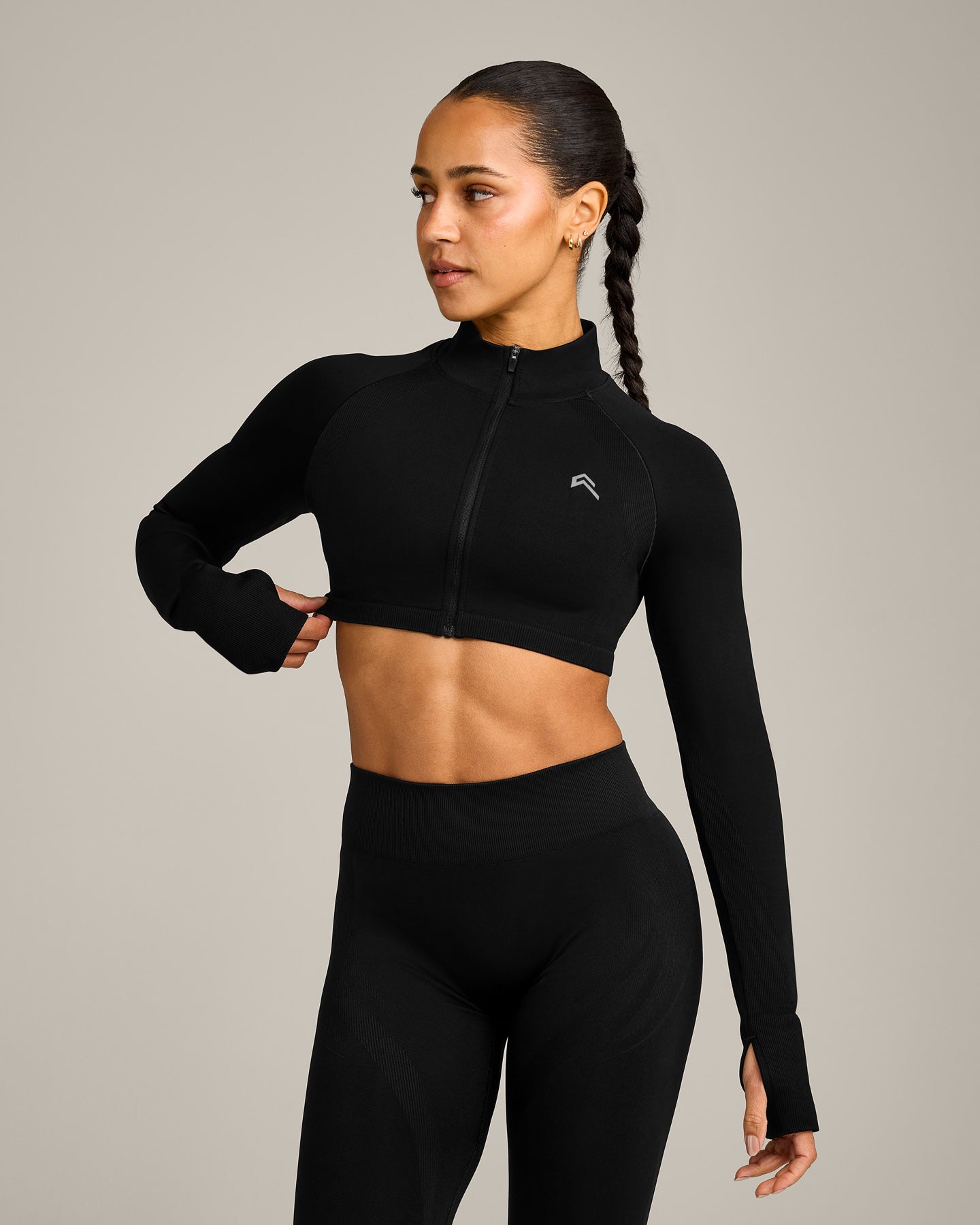 EnhanceLift Seamless Crop Jacket with Grey Logo | Black