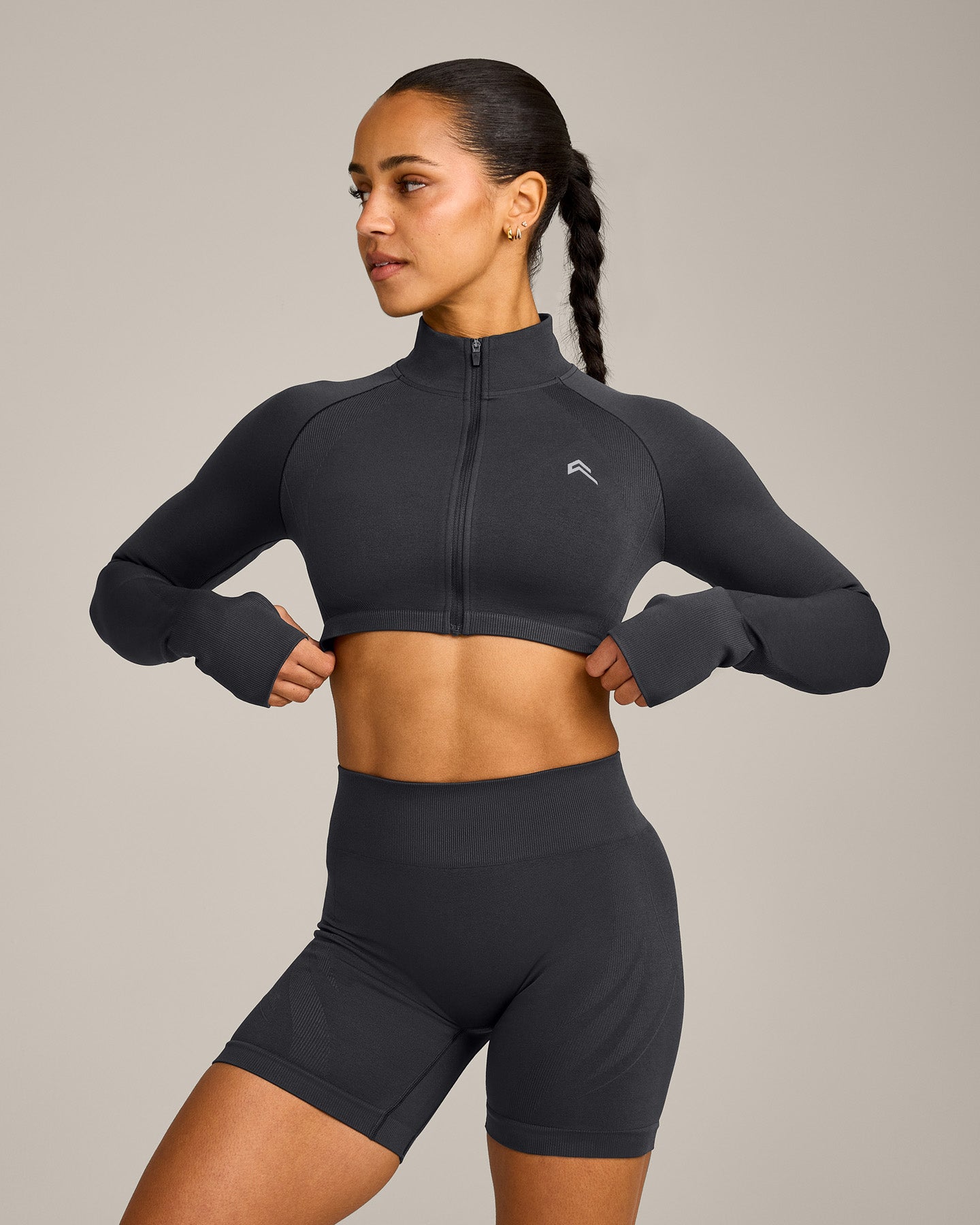 EnhanceLift Seamless Crop Jacket with Grey Logo | Coal