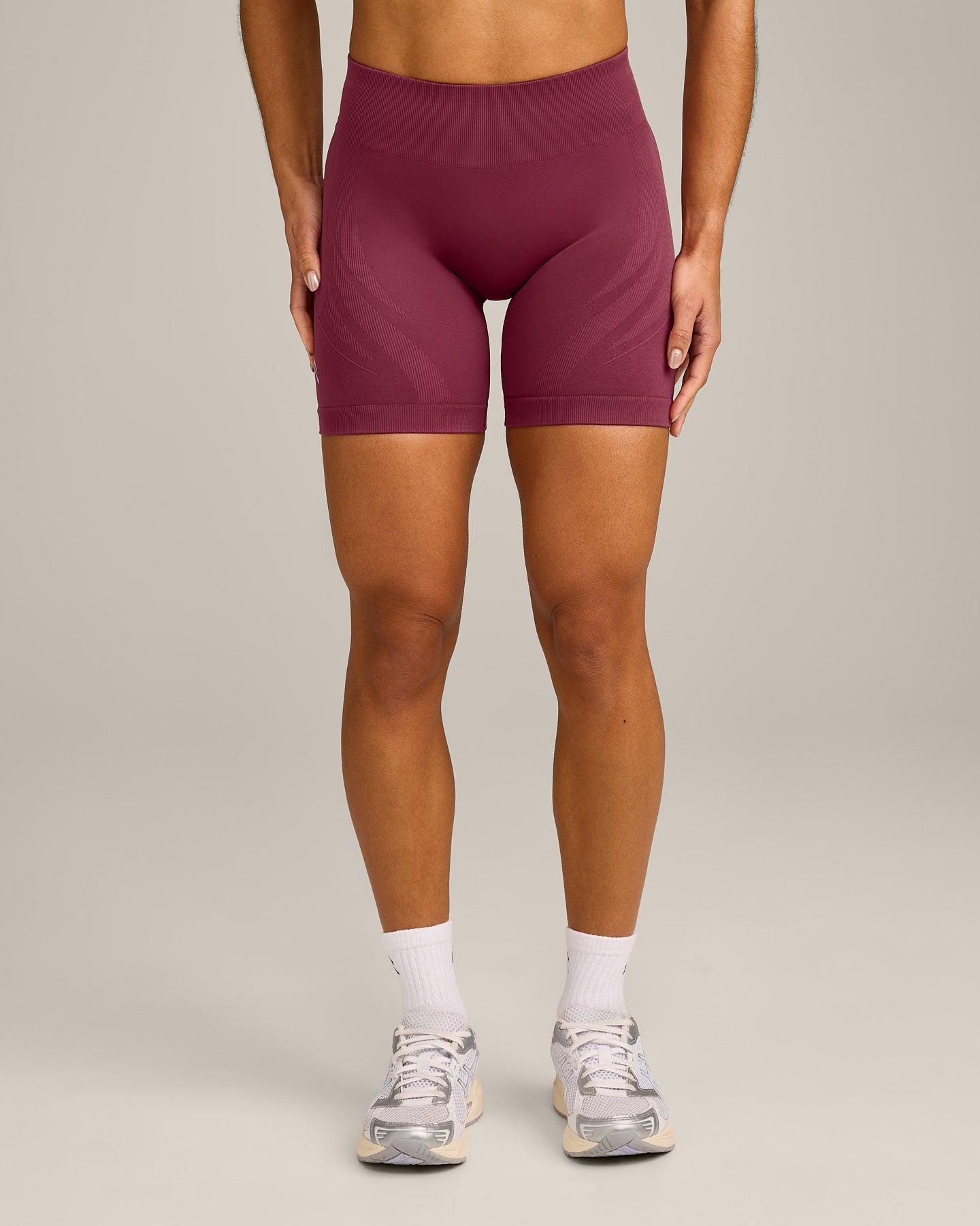 EnhanceLift Seamless Shorts with Grey Logo | Burnt Maroon - Image 4