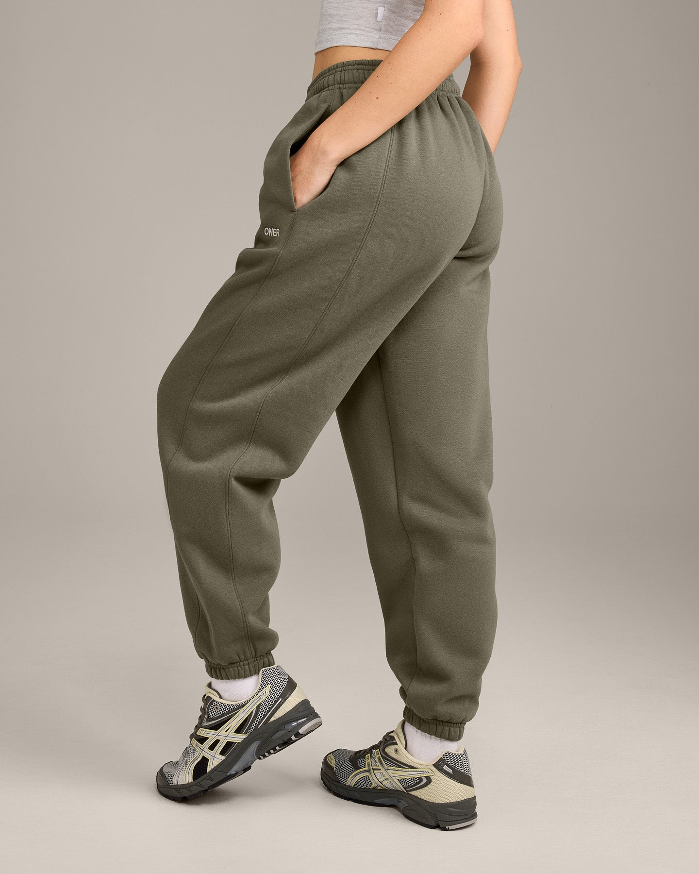 Foundations Cosy Joggers | Alpine Green - Image 6