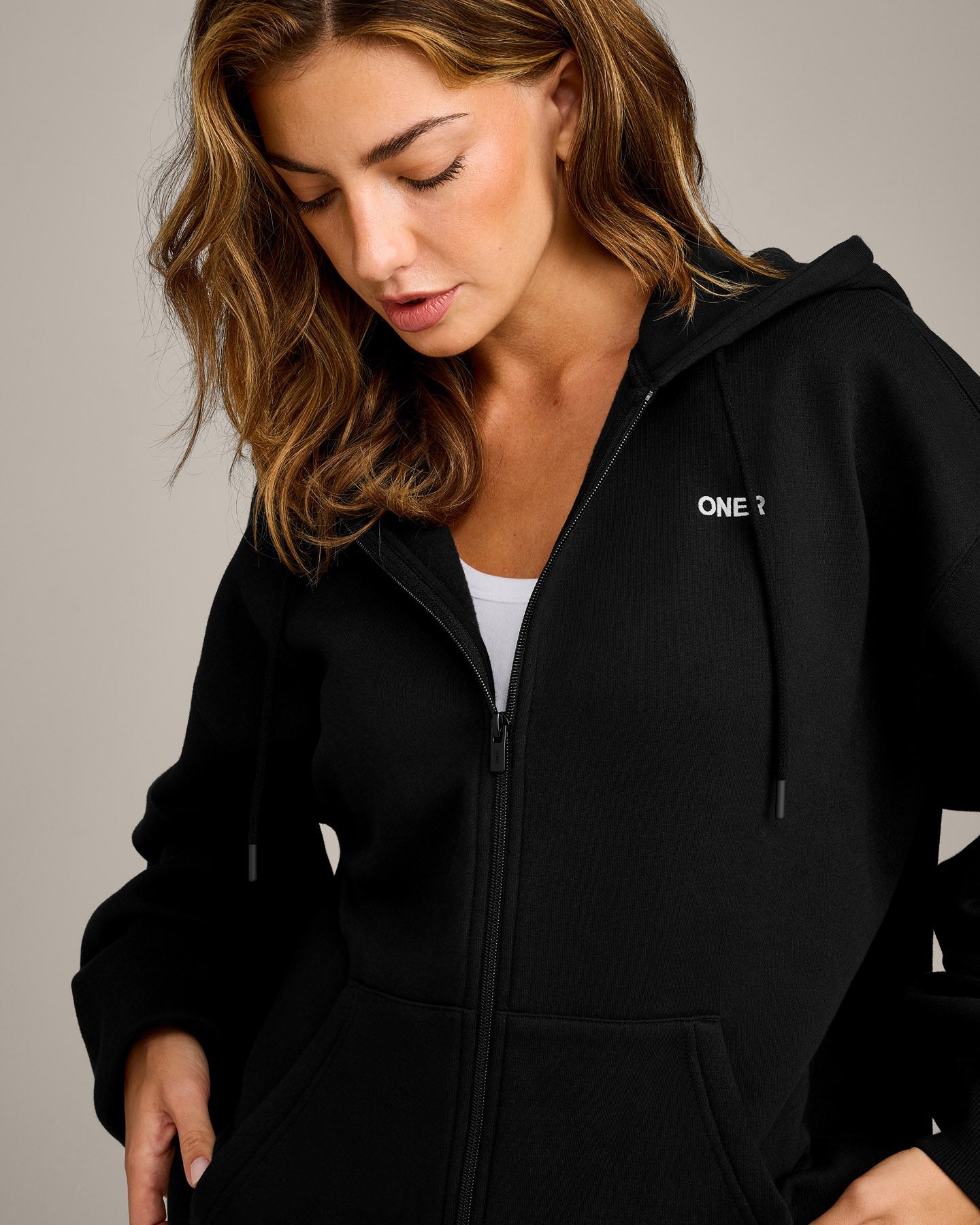 Foundations Cosy Oversized Zip Through Hoodie | Black - Image 5
