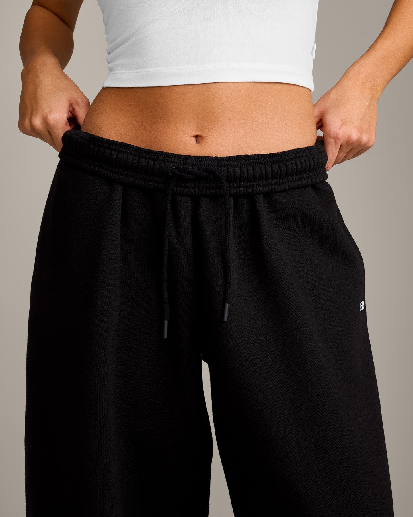 Foundations Cosy Oversized Straight Leg Joggers | Black - Image 6