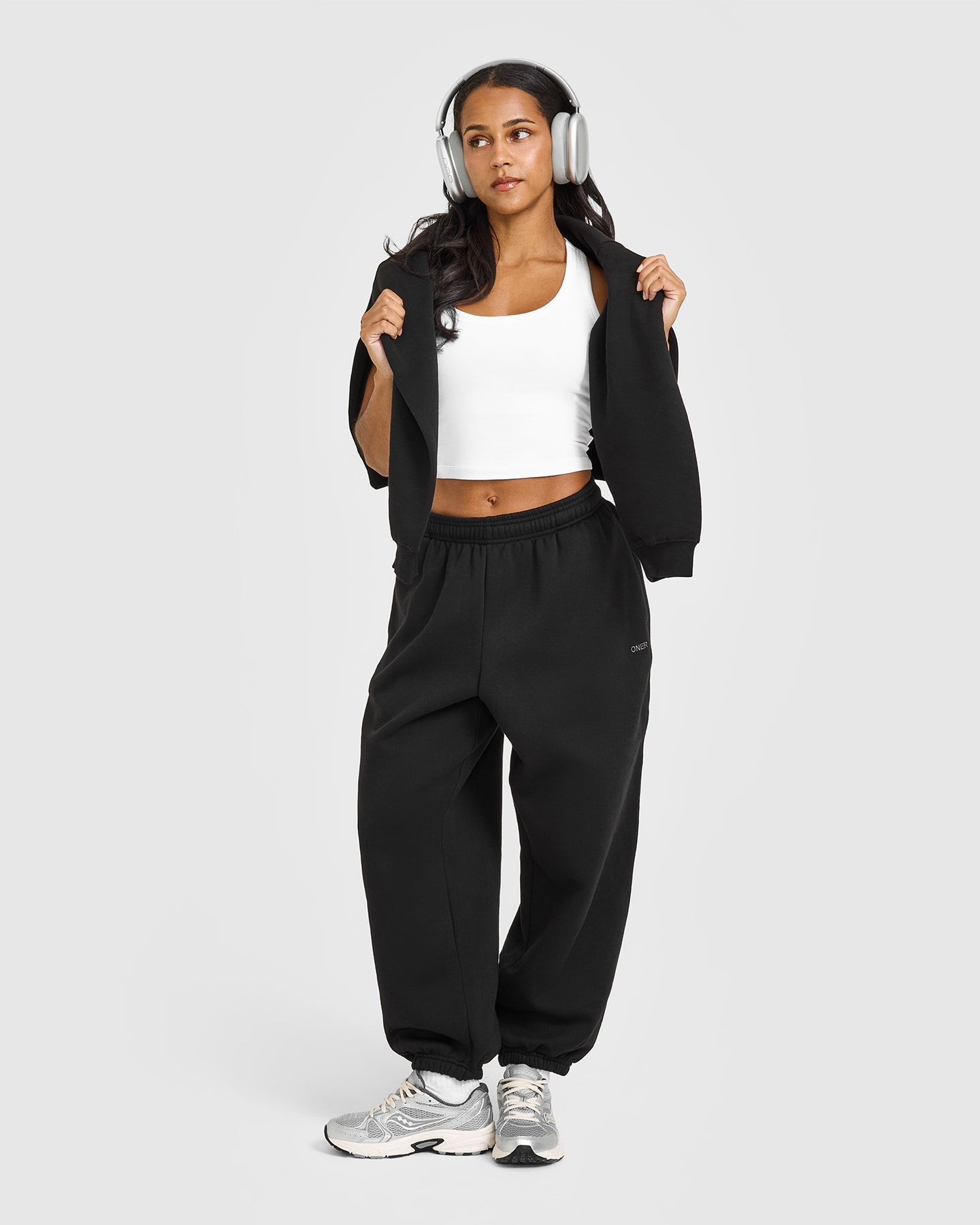 Foundations Oversized Joggers | Black - Image 3