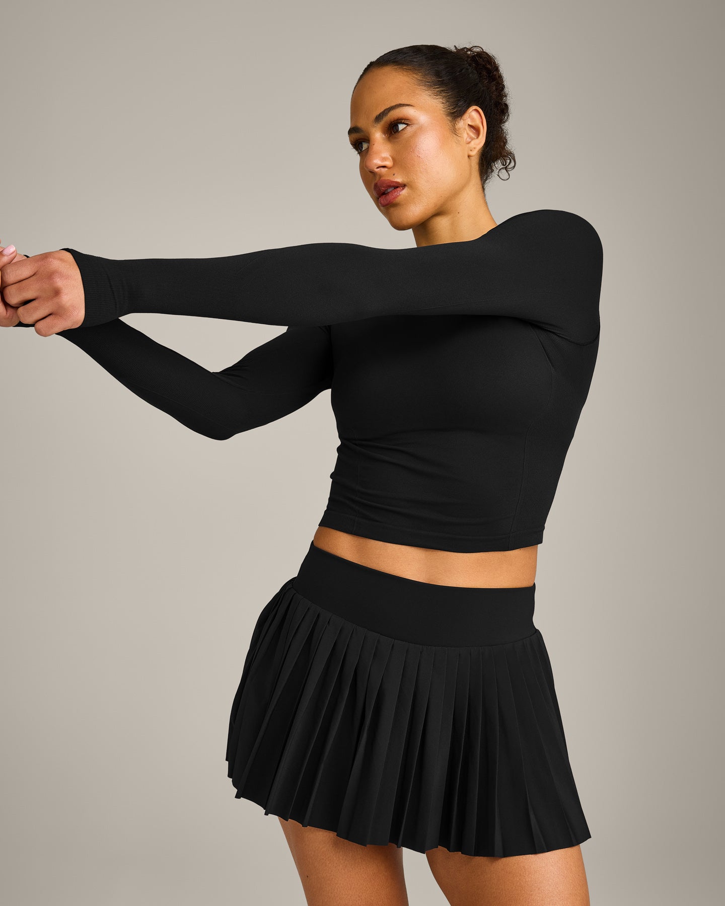 Oner Seamless Fitted Long Sleeve Top | Black - Image 5