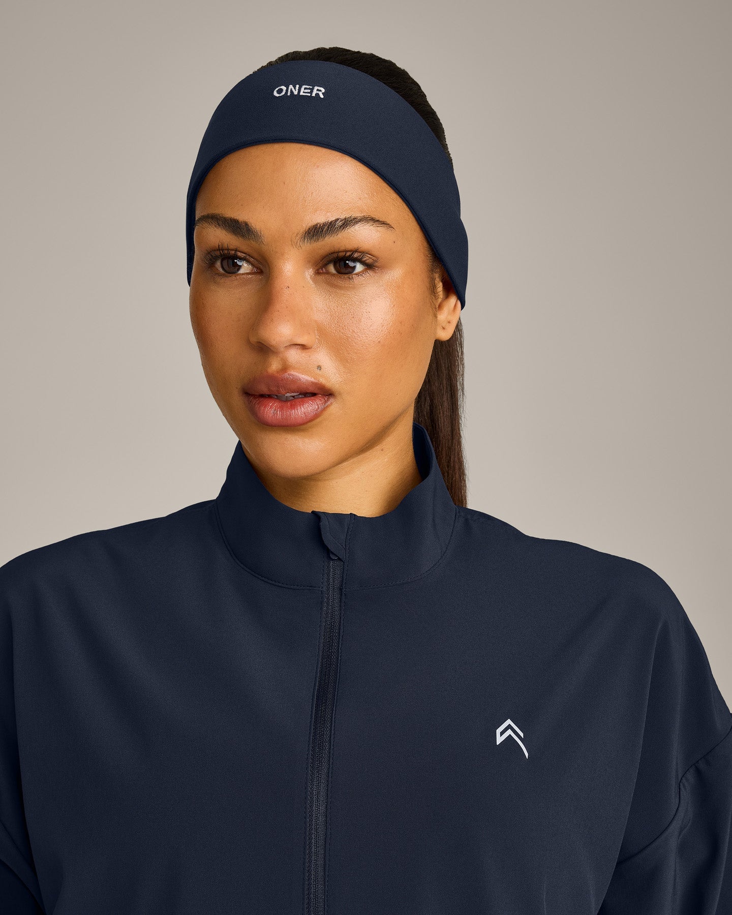 SoftMotion Headband with Grey Logo | True Blue