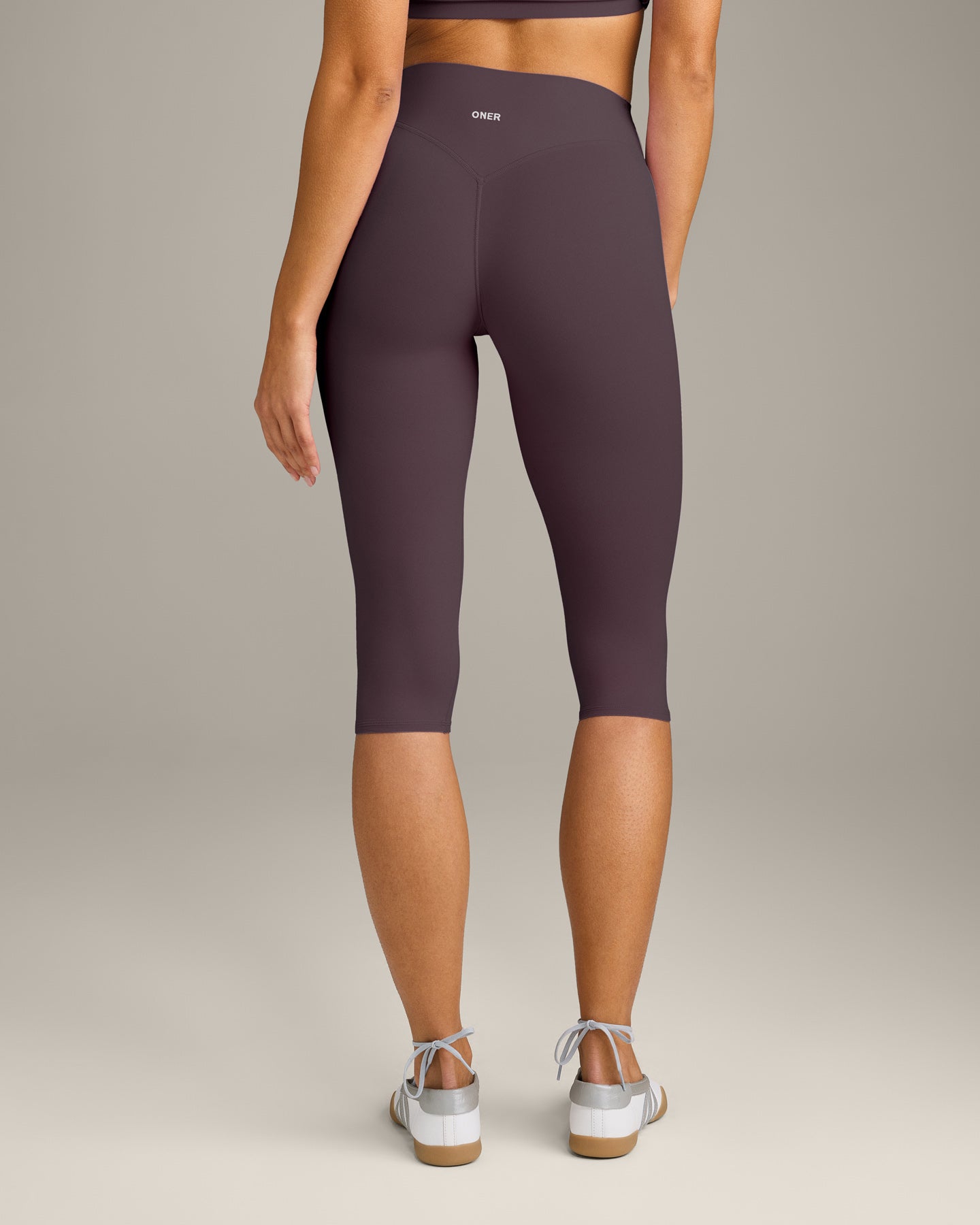 SoftMotion High Waisted Capri Leggings with Grey Logo | Dark Umber Brown