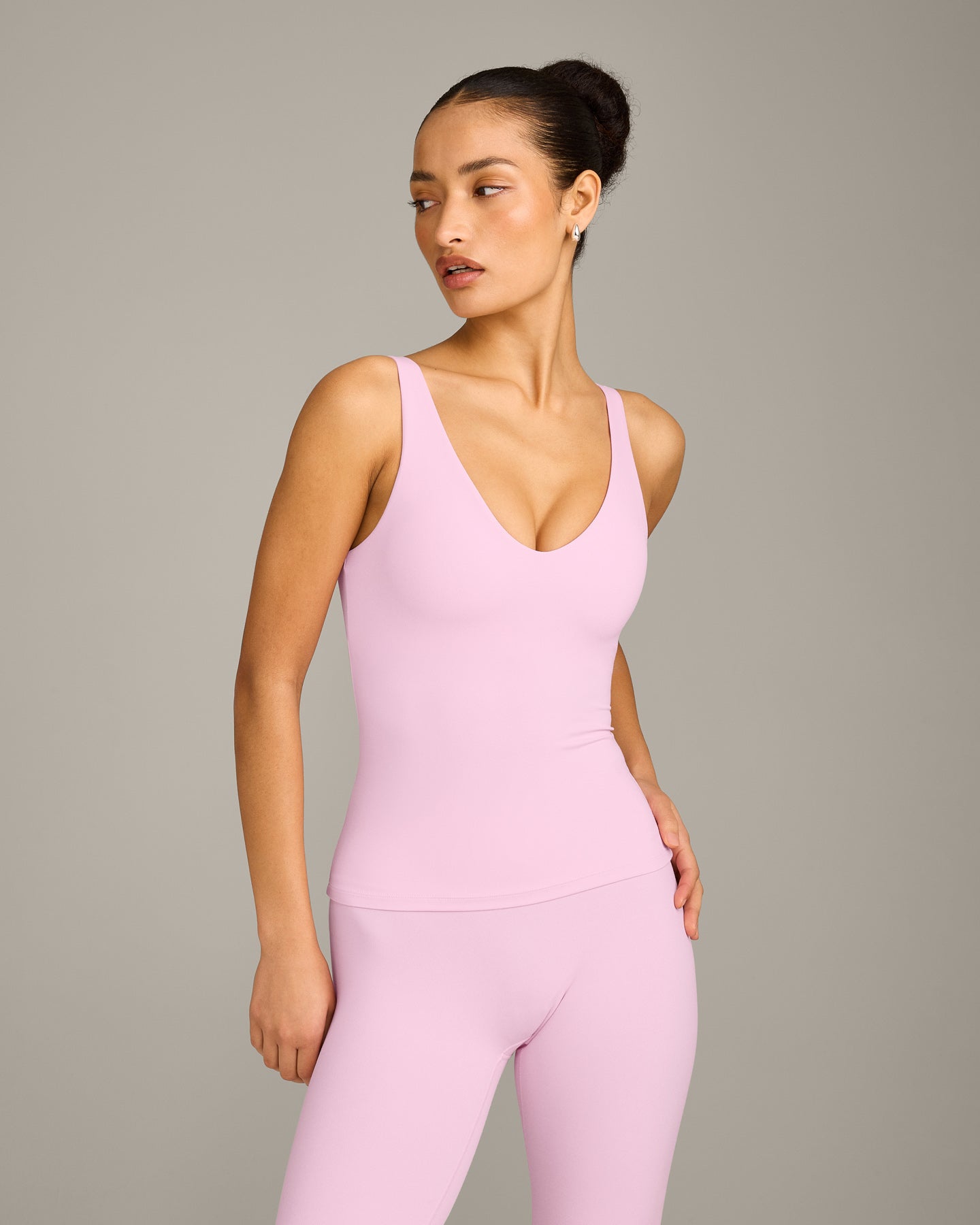 SoftMotion Scoop Neck Vest with Grey Logo | Chalk Pink
