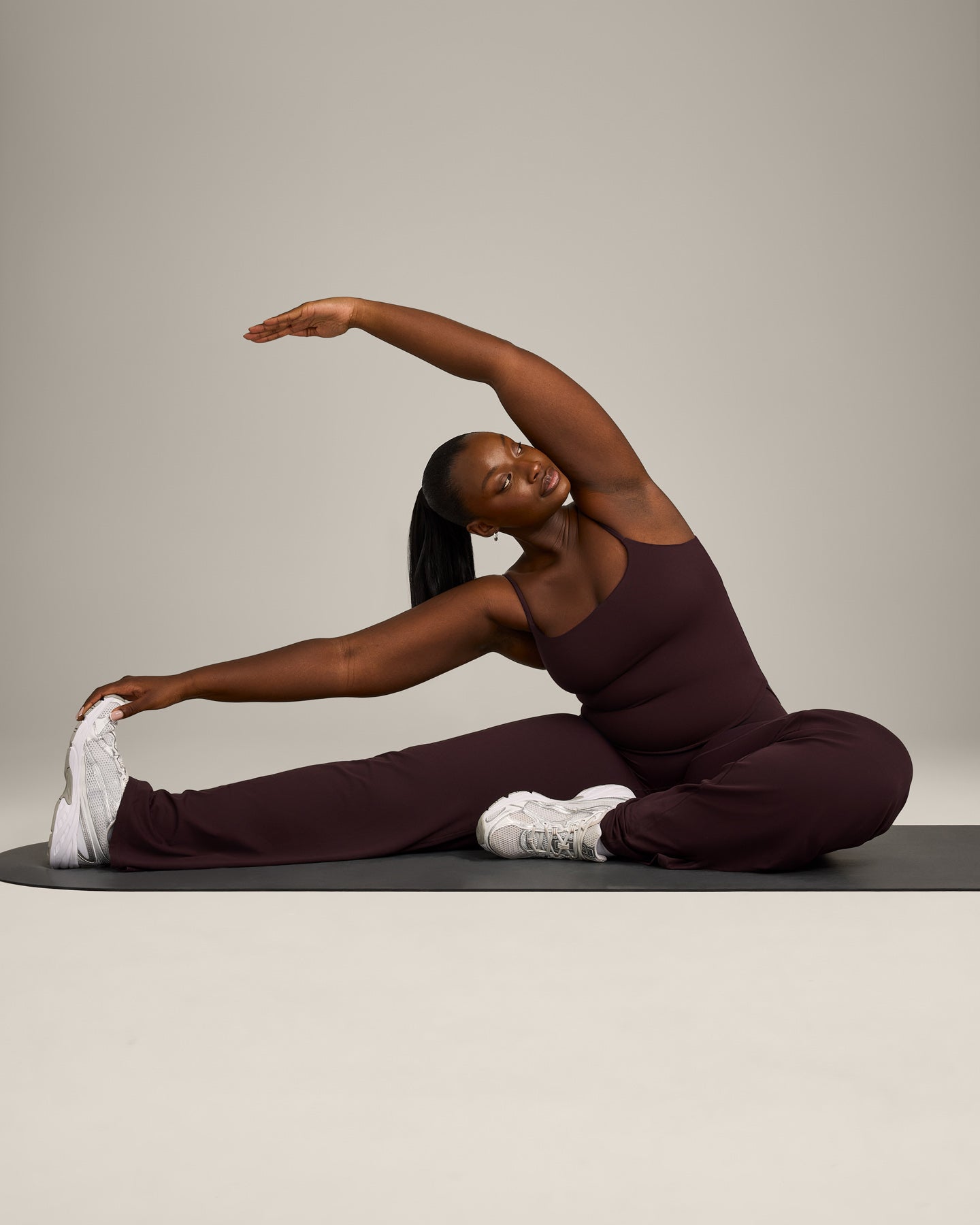 SoftMotion Strappy Mid Vest with Built in Bra Shelf with Grey Logo | Plum Brown - Image 4