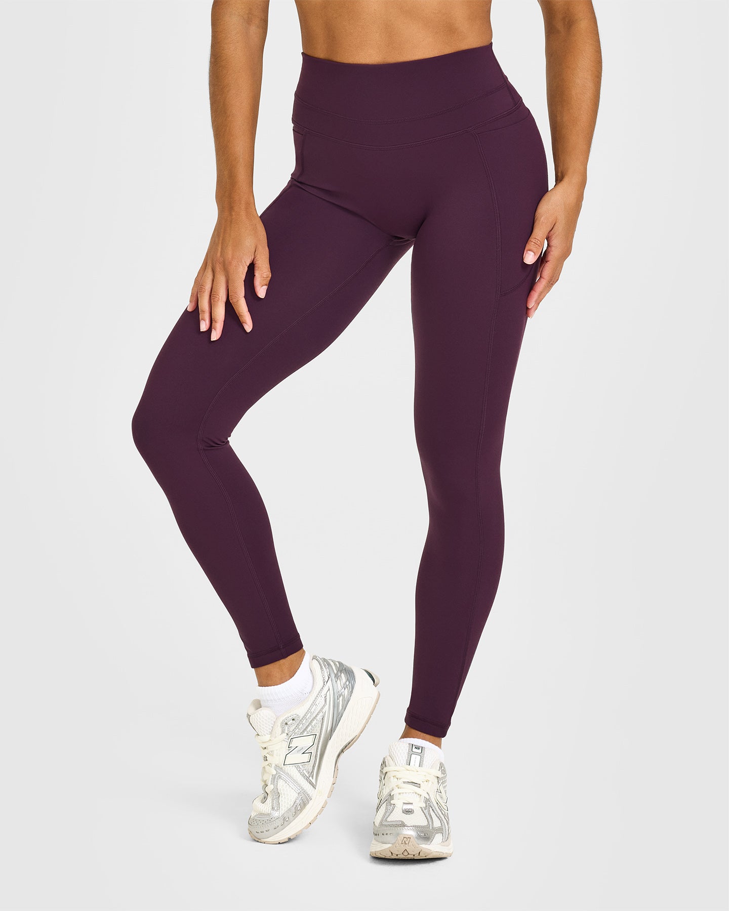 Alternative view of UnifiedMove High Waisted Pocket Leggings | Blackberry Purple