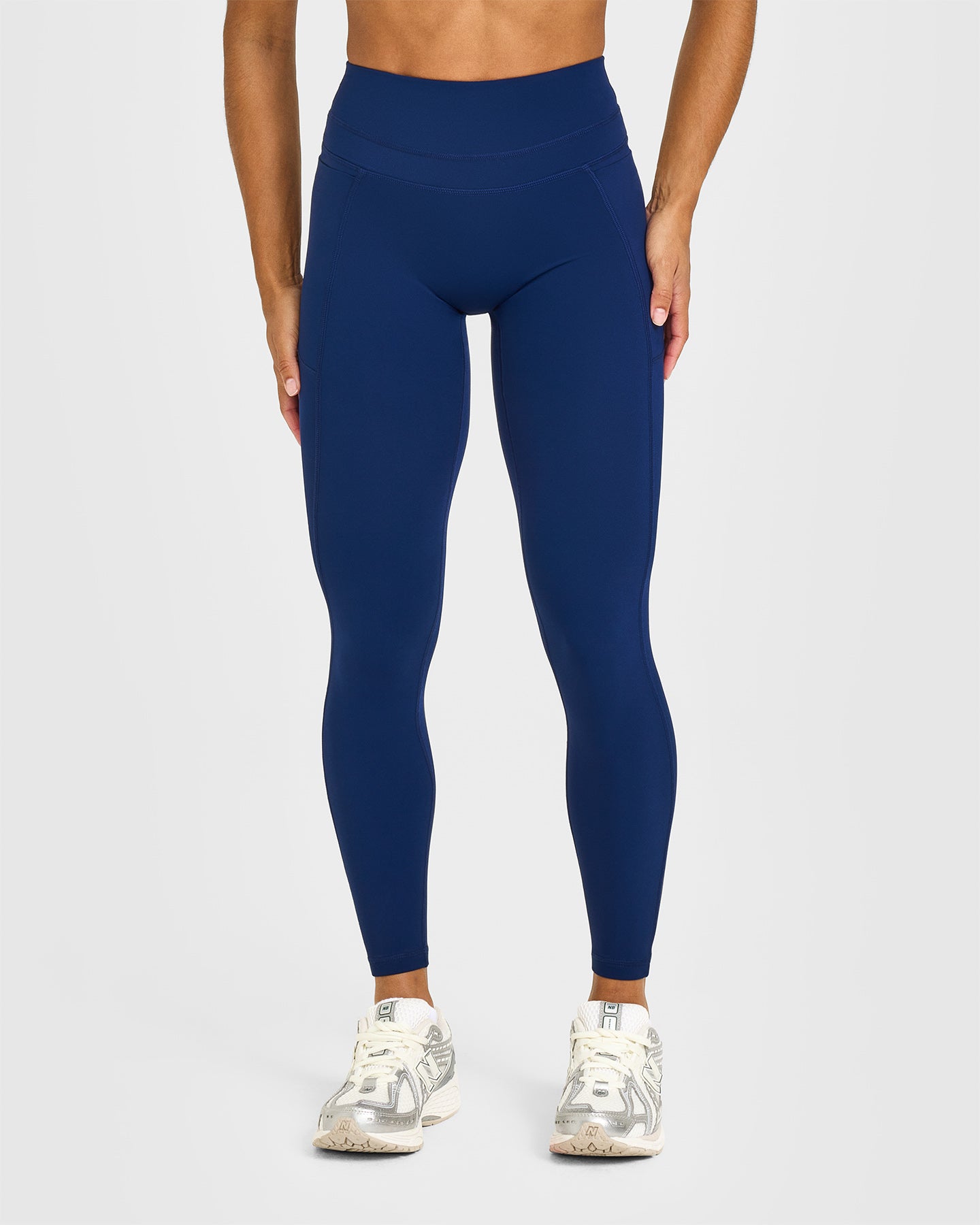 Alternative view of UnifiedMove High Waisted Pocket Leggings | Midnight