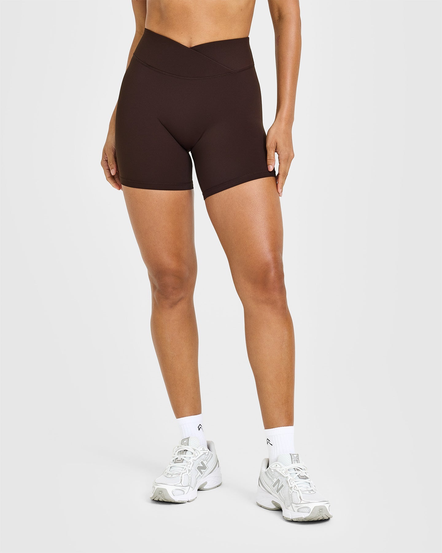 Alternative view of UnifiedMove Wrap Shorts 6" | 70% Cocoa