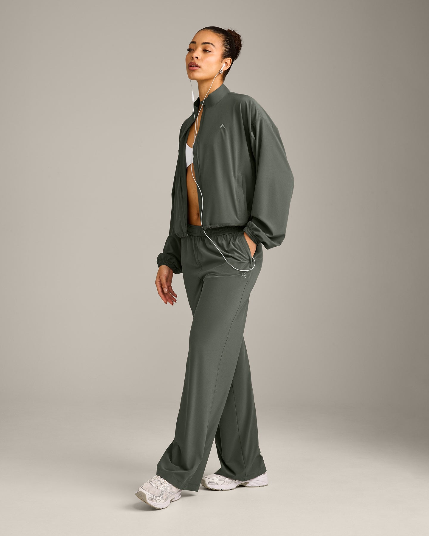 AirMove Jacket with Reflective Logo | Dark Khaki - Image 3