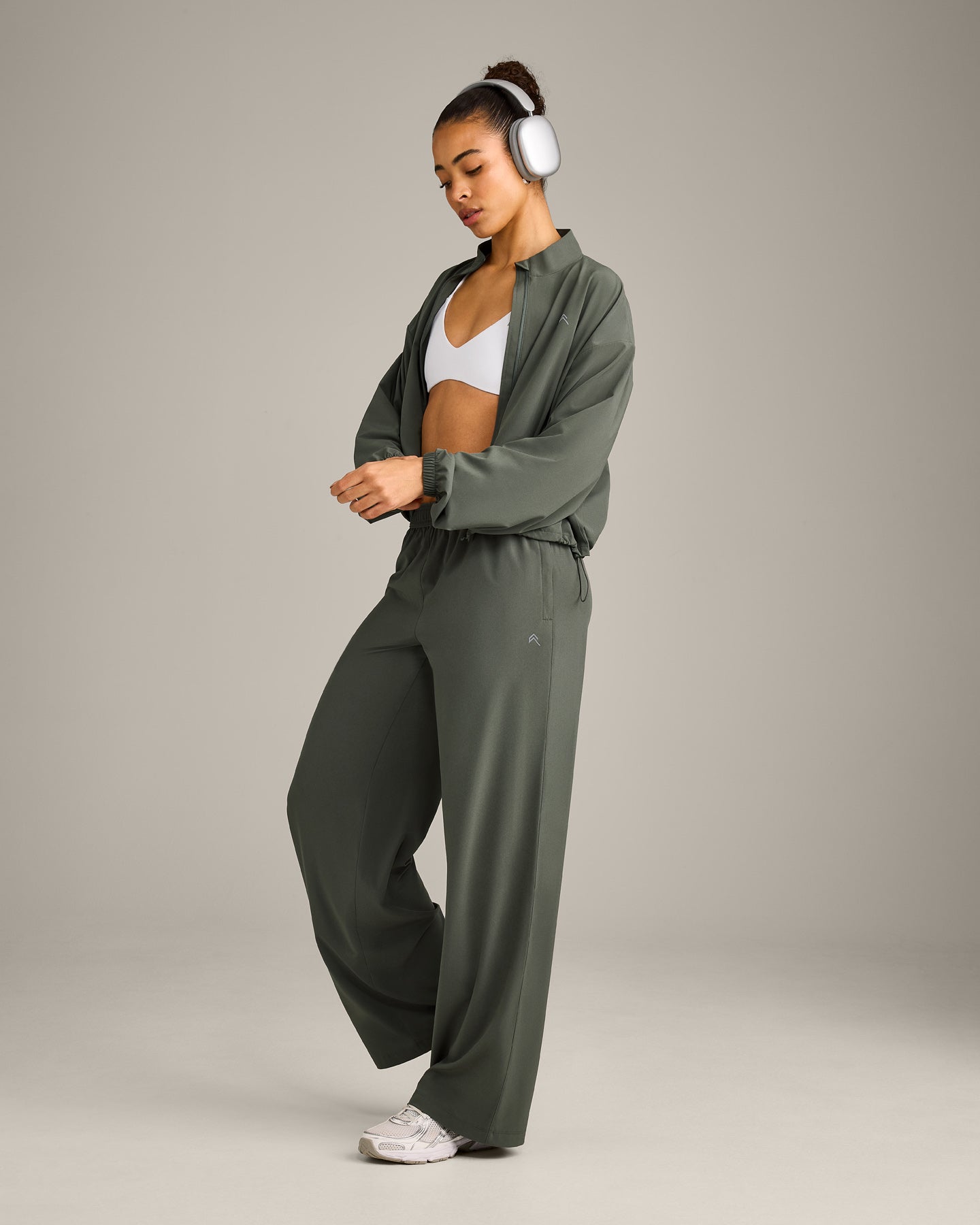 AirMove Straight Leg Pants with Reflective Logo | Dark Khaki - Image 3