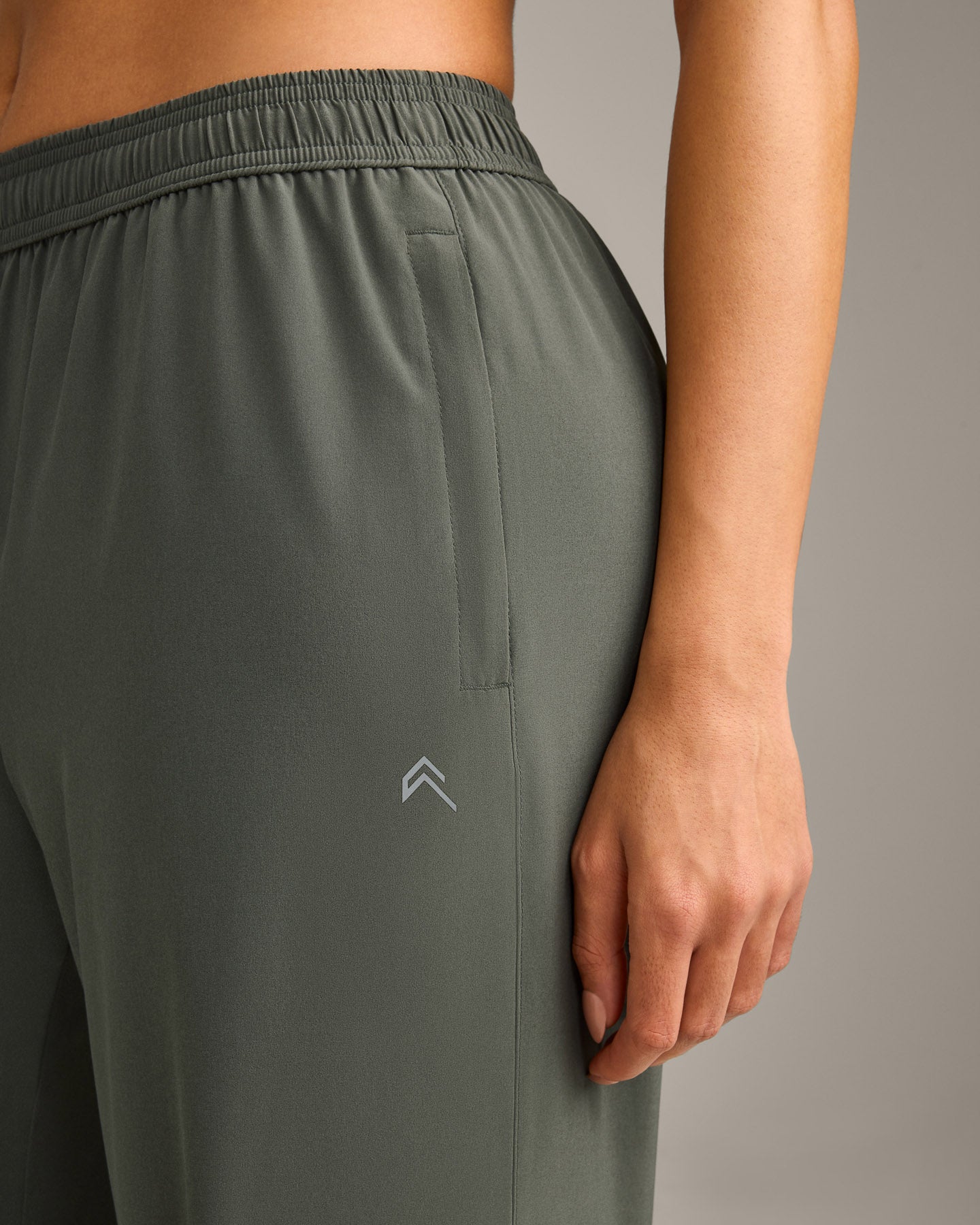 AirMove Straight Leg Pants with Reflective Logo | Dark Khaki - Image 5
