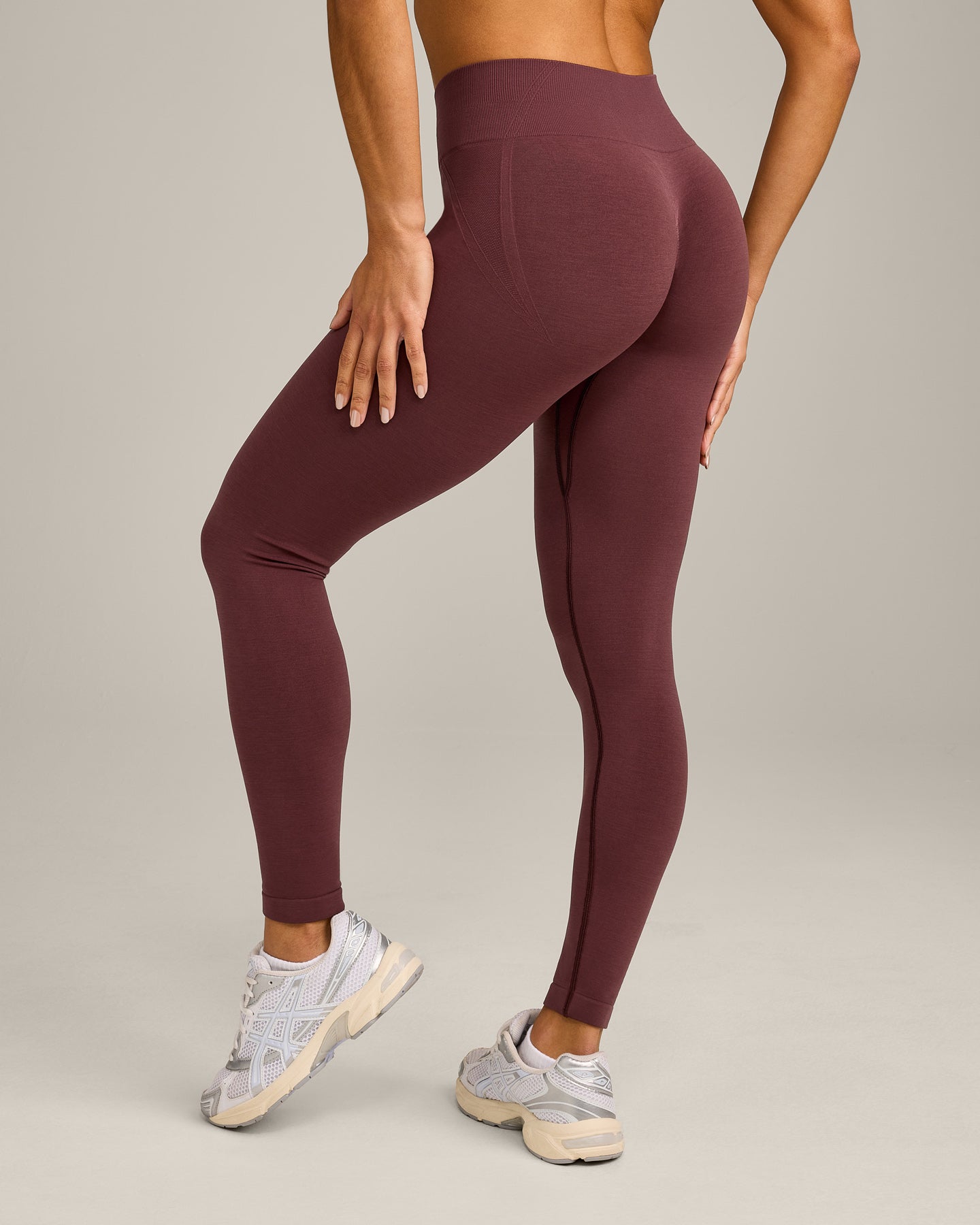 EffortlessLift Seamless Mid Rise Leggings with Grey Logo | Velvet Mocha