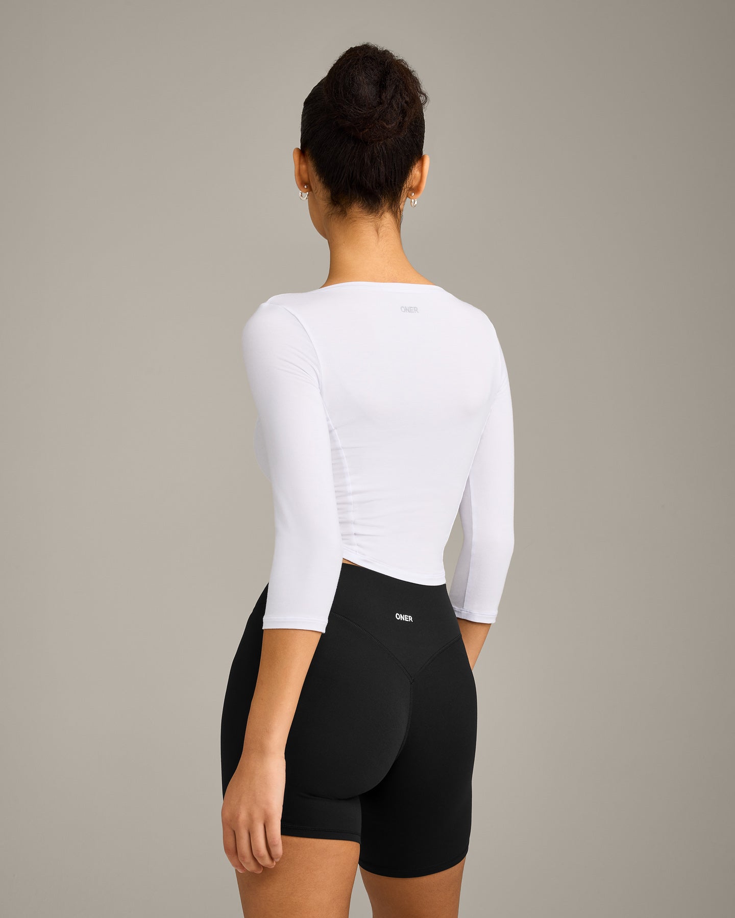 Mellow Motion Wide V Neck 3/4 Length Sleeve Mid Top | White - Image 5